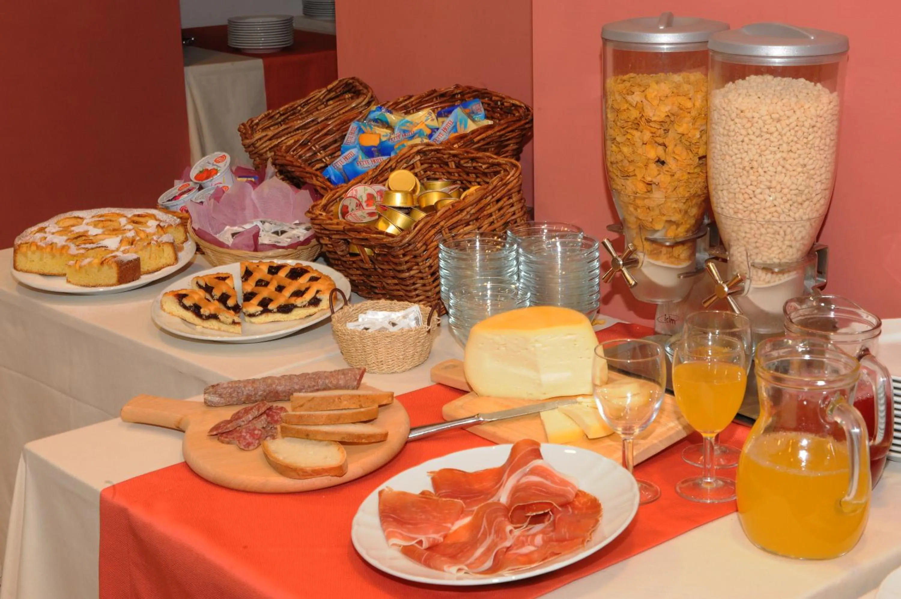 Food in Hotel Cavour