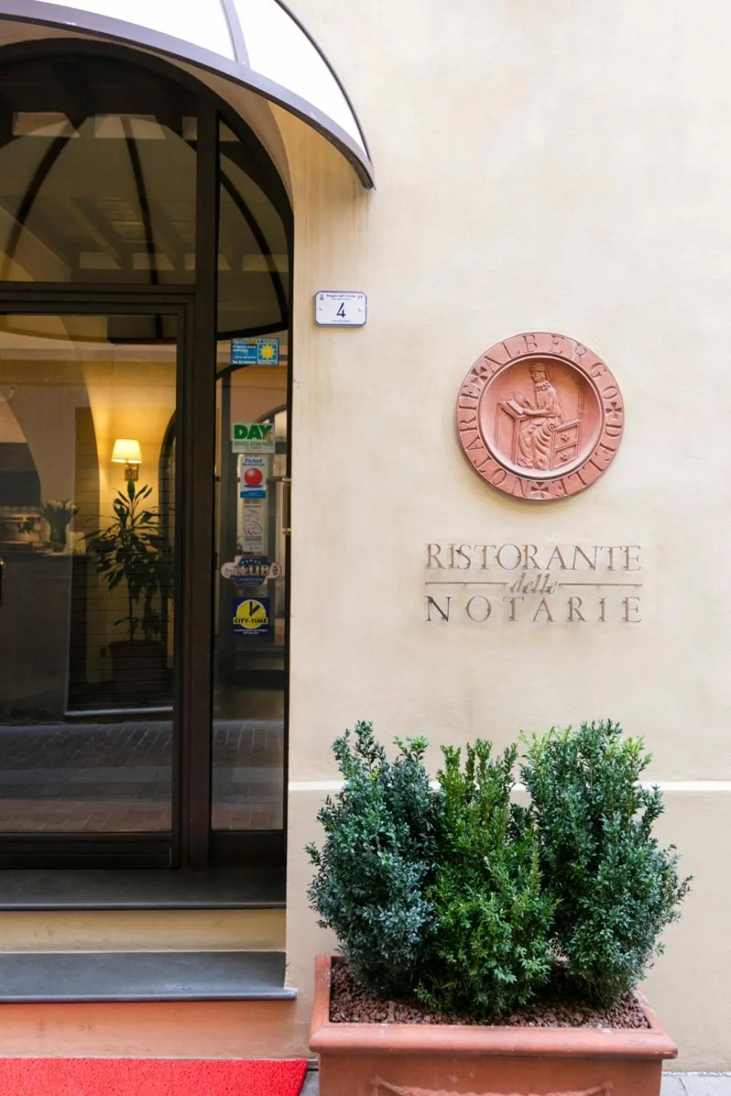 Property logo or sign in Albergo Delle Notarie