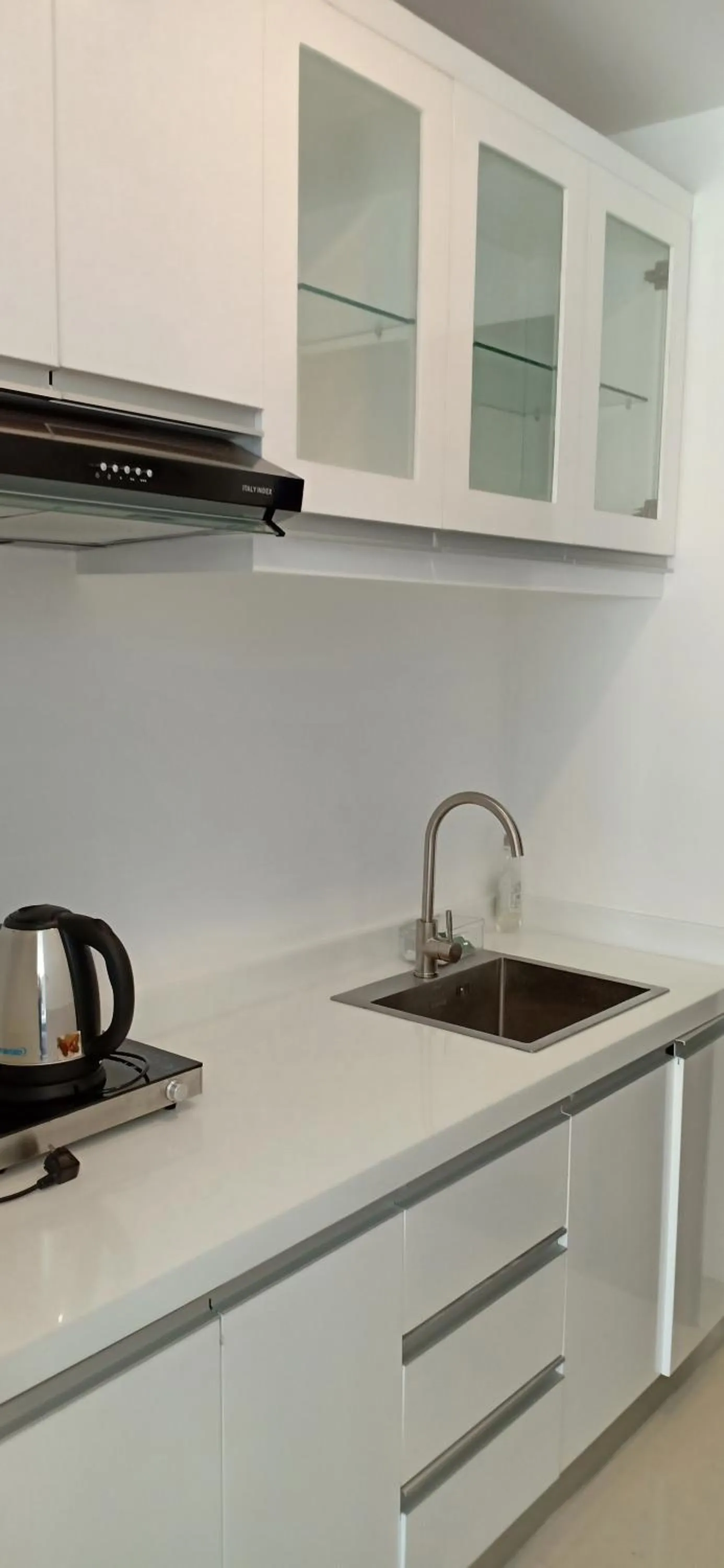 Communal kitchen in Levan Hotel