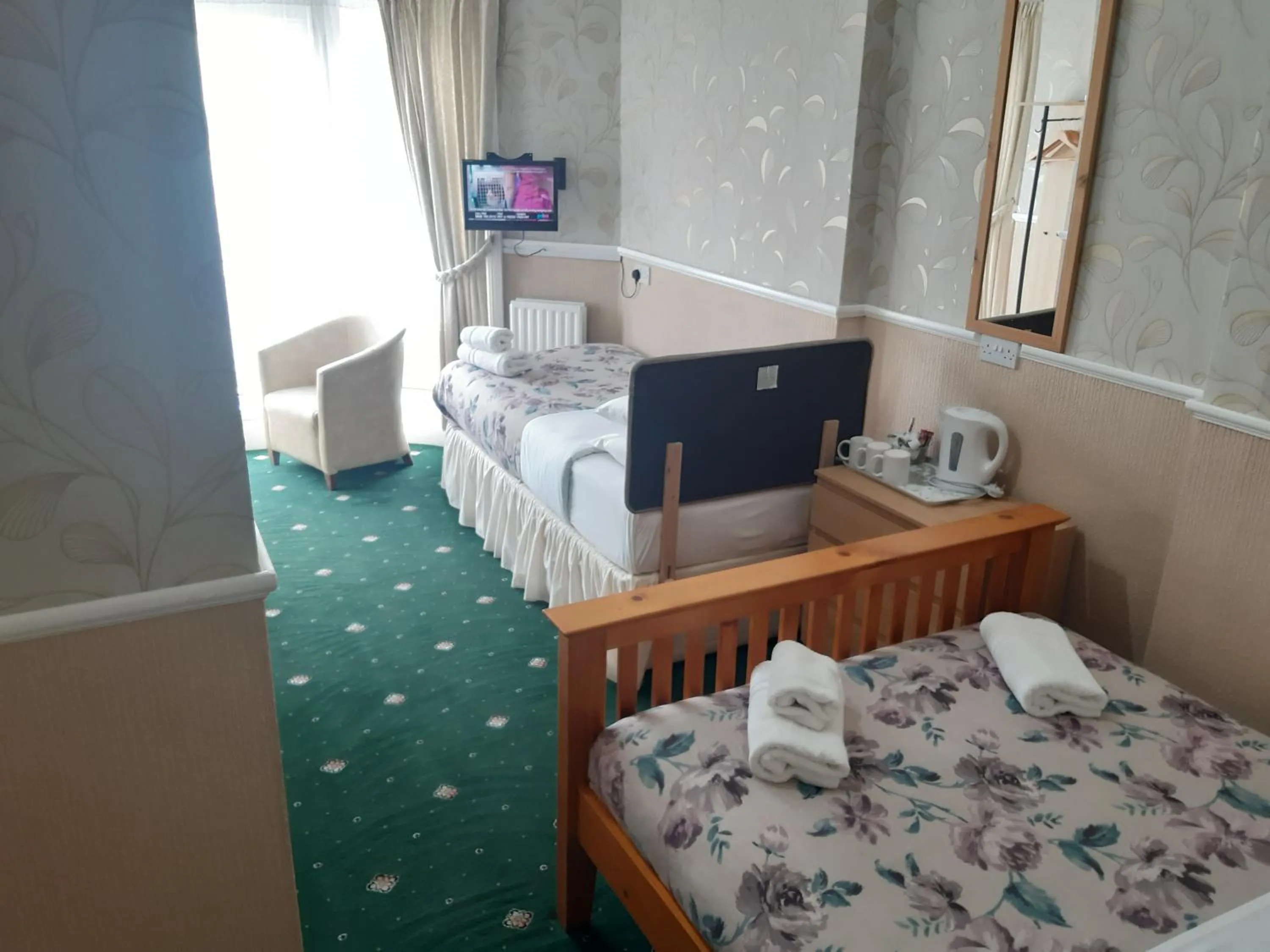 Bed in Wellington Hotel