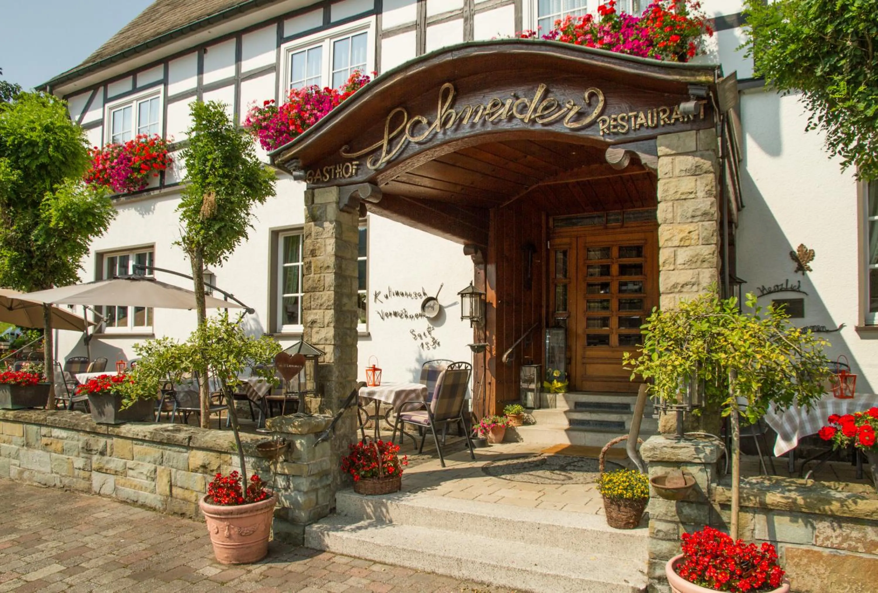 Facade/entrance in Landgasthof Schneider, Westfeld