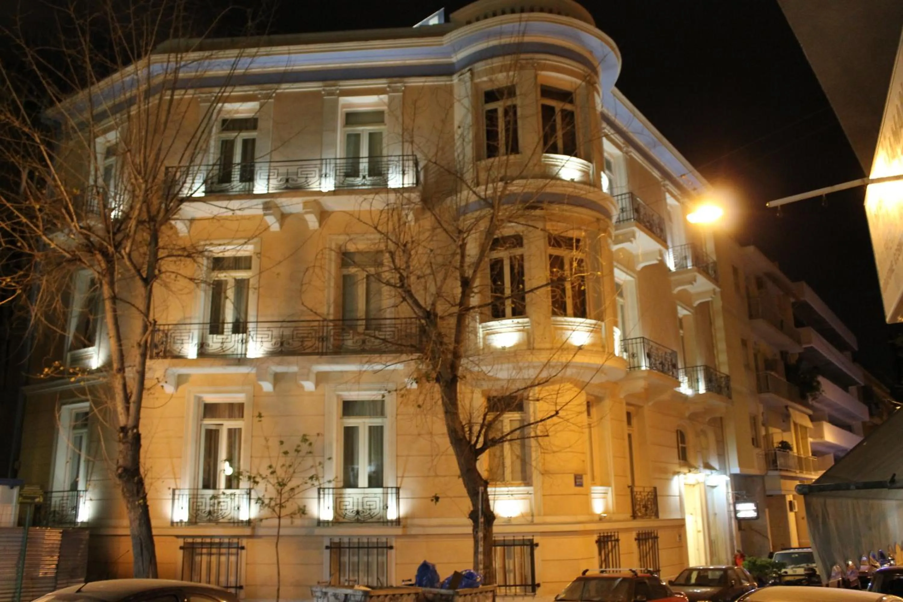 Facade/entrance in Exis Hotel