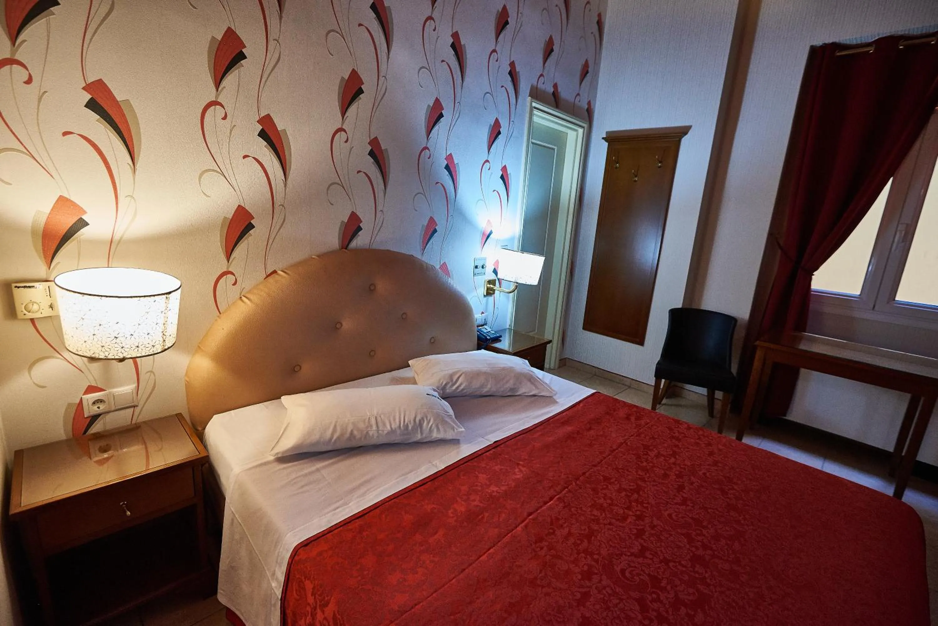 Photo of the whole room, Bed in Exis Hotel