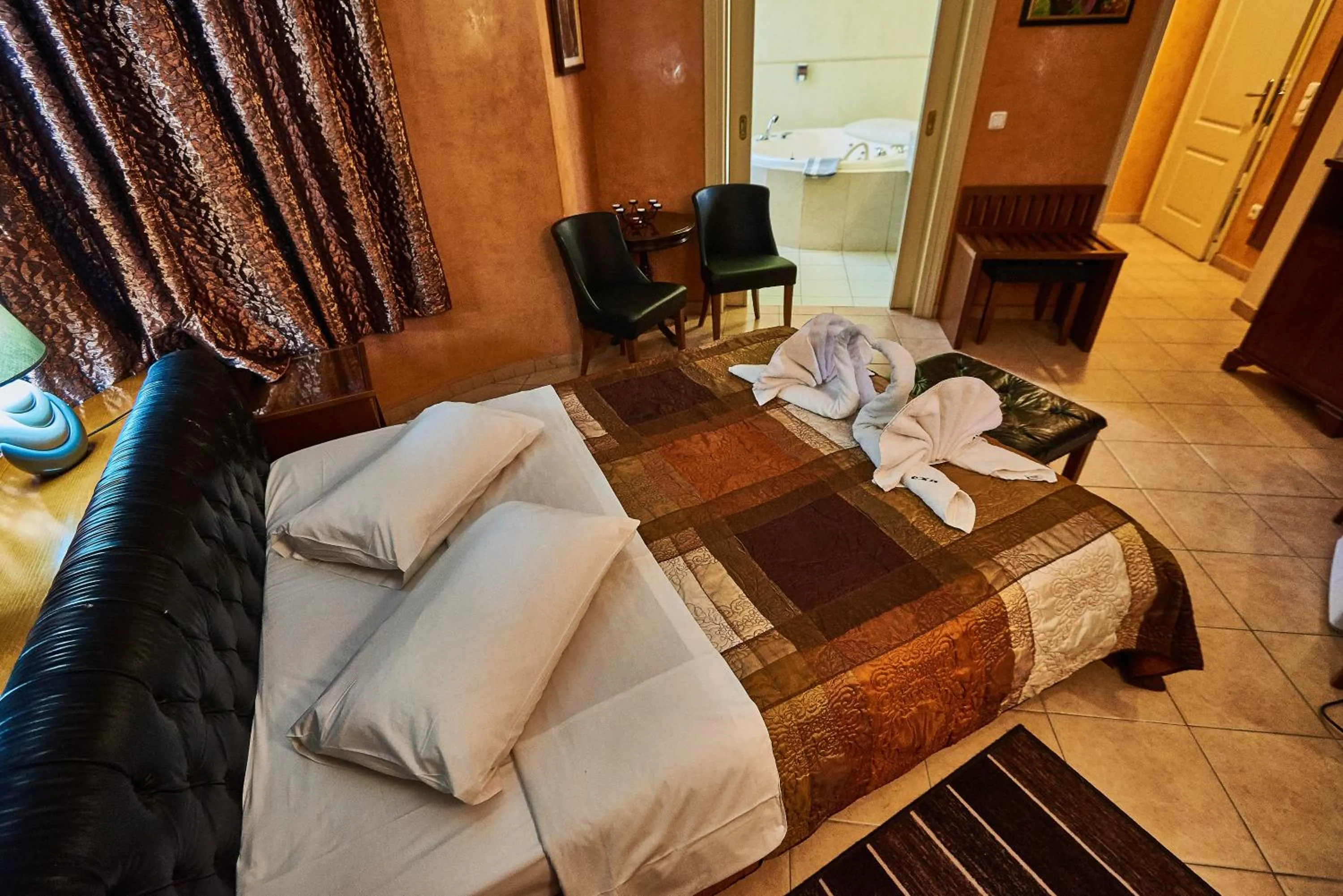 Bedroom, Bed in Exis Hotel