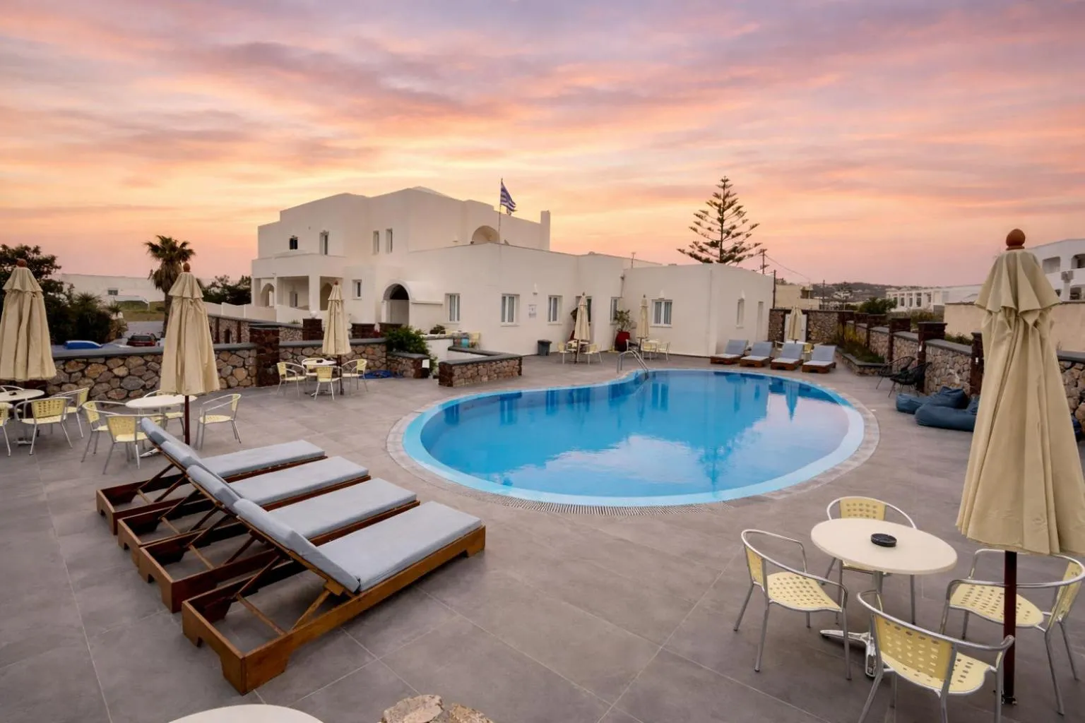 Day in Babis Hotel