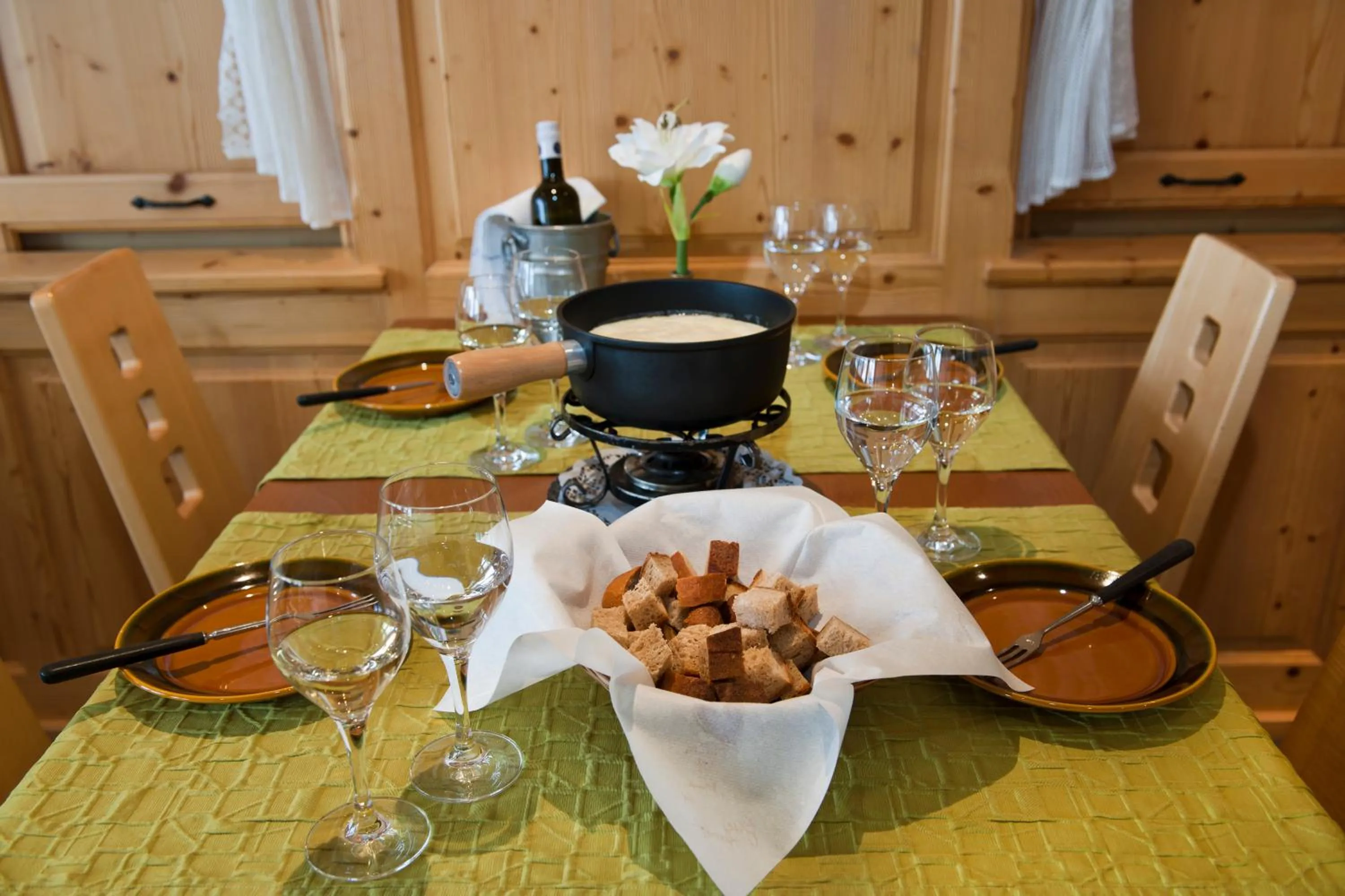 Restaurant/places to eat in Hotel Sonne