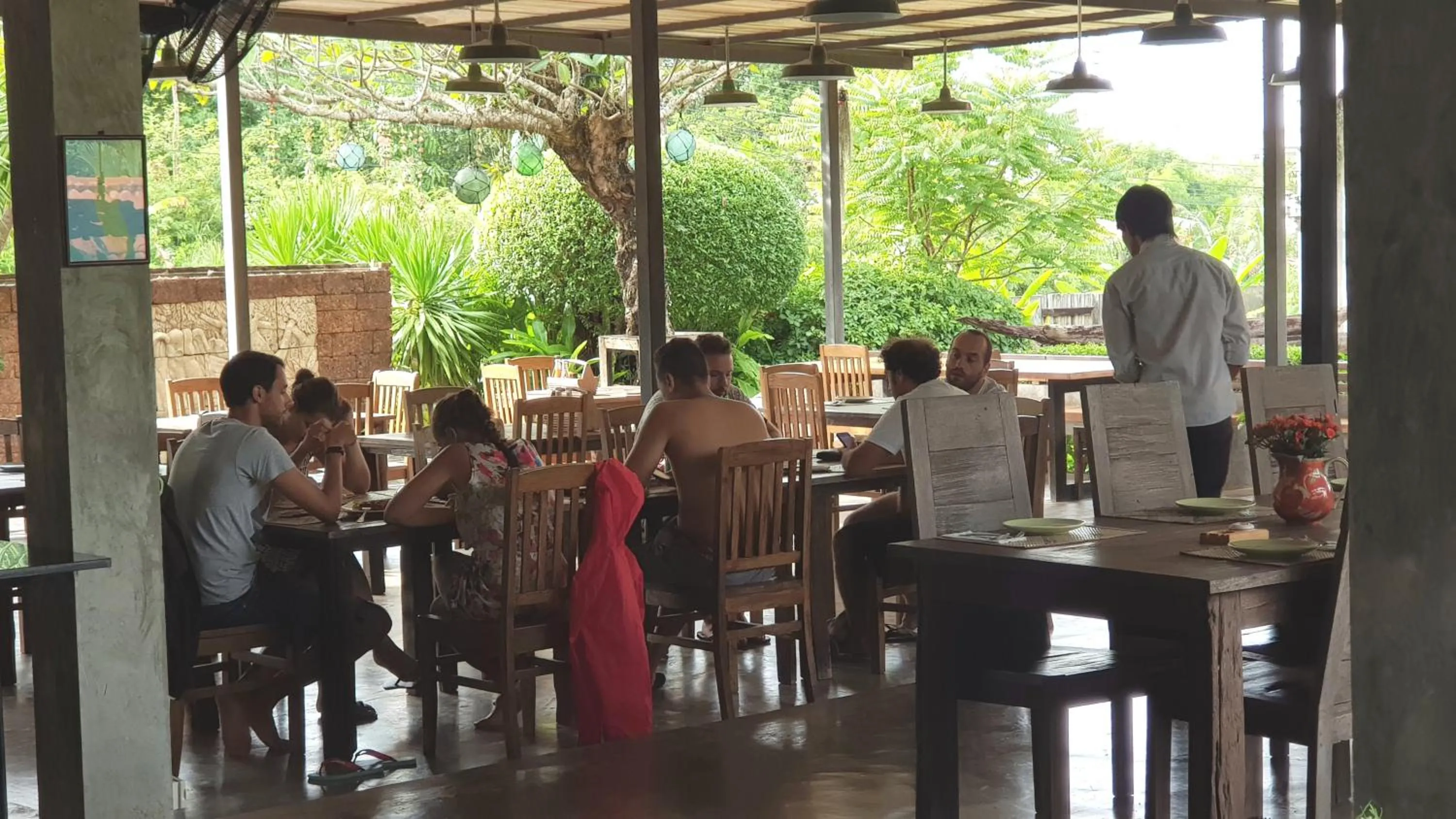 Meals in Tropicana Lanta Resort