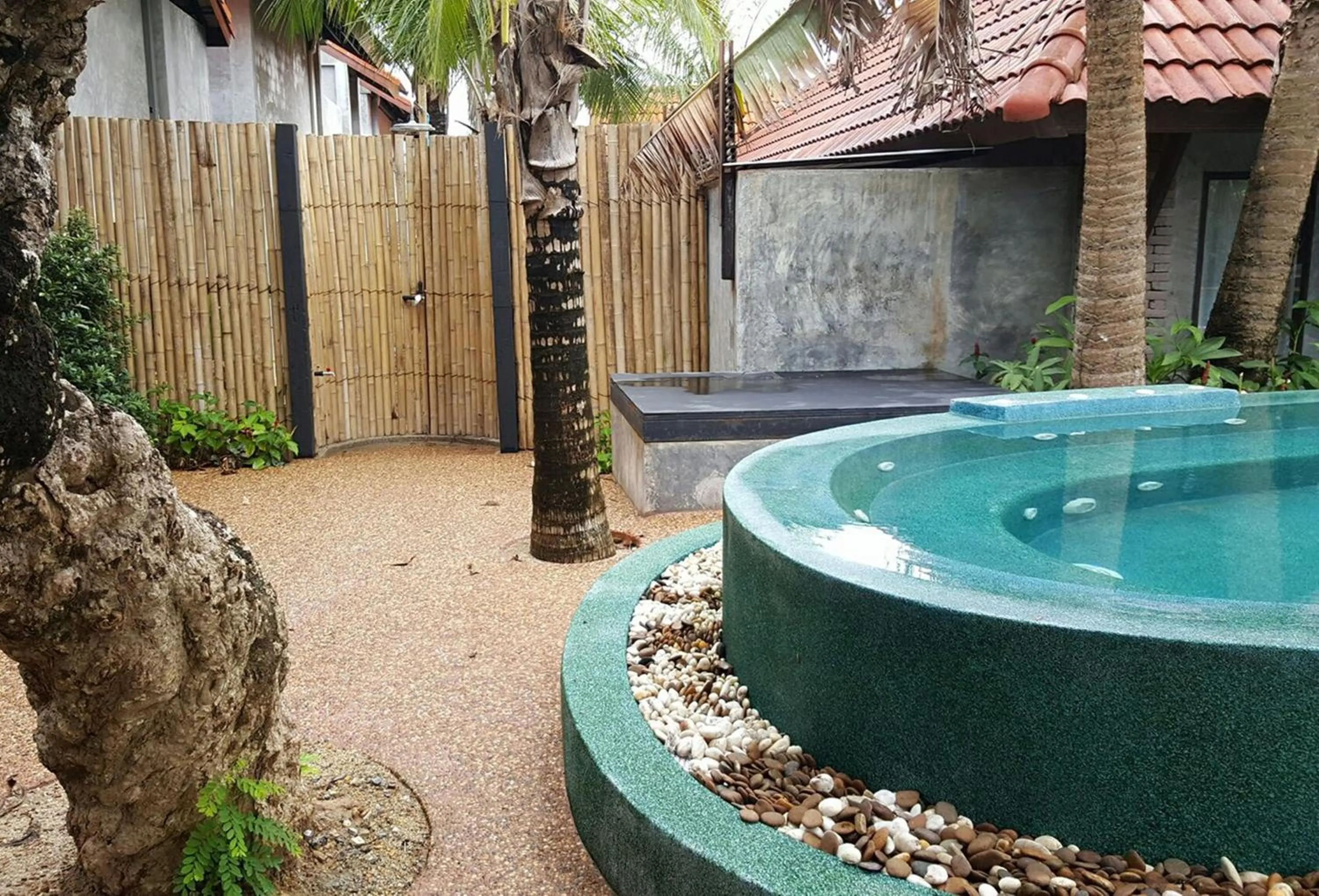 Swimming pool in Tropicana Lanta Resort