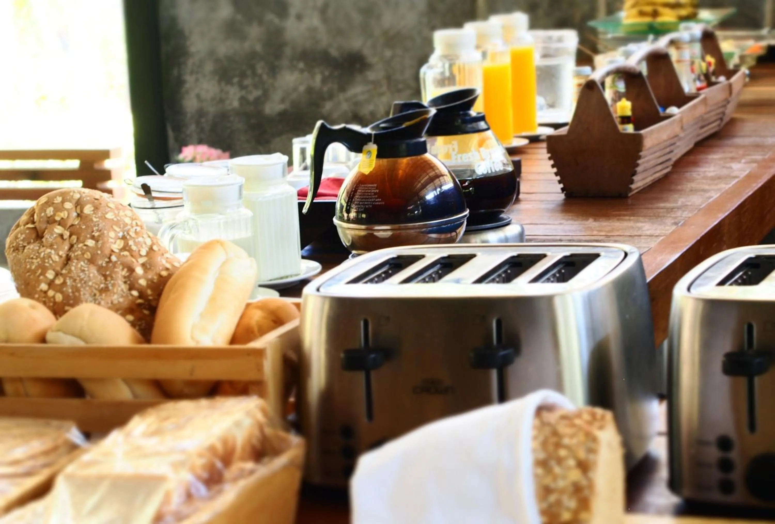 Restaurant/places to eat in Tropicana Lanta Resort