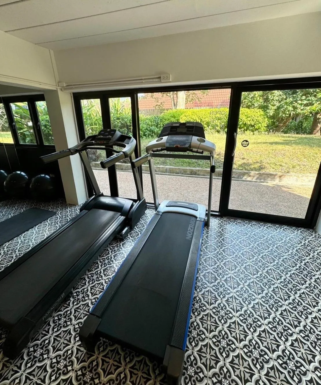 Fitness centre/facilities in Tropicana Lanta Resort