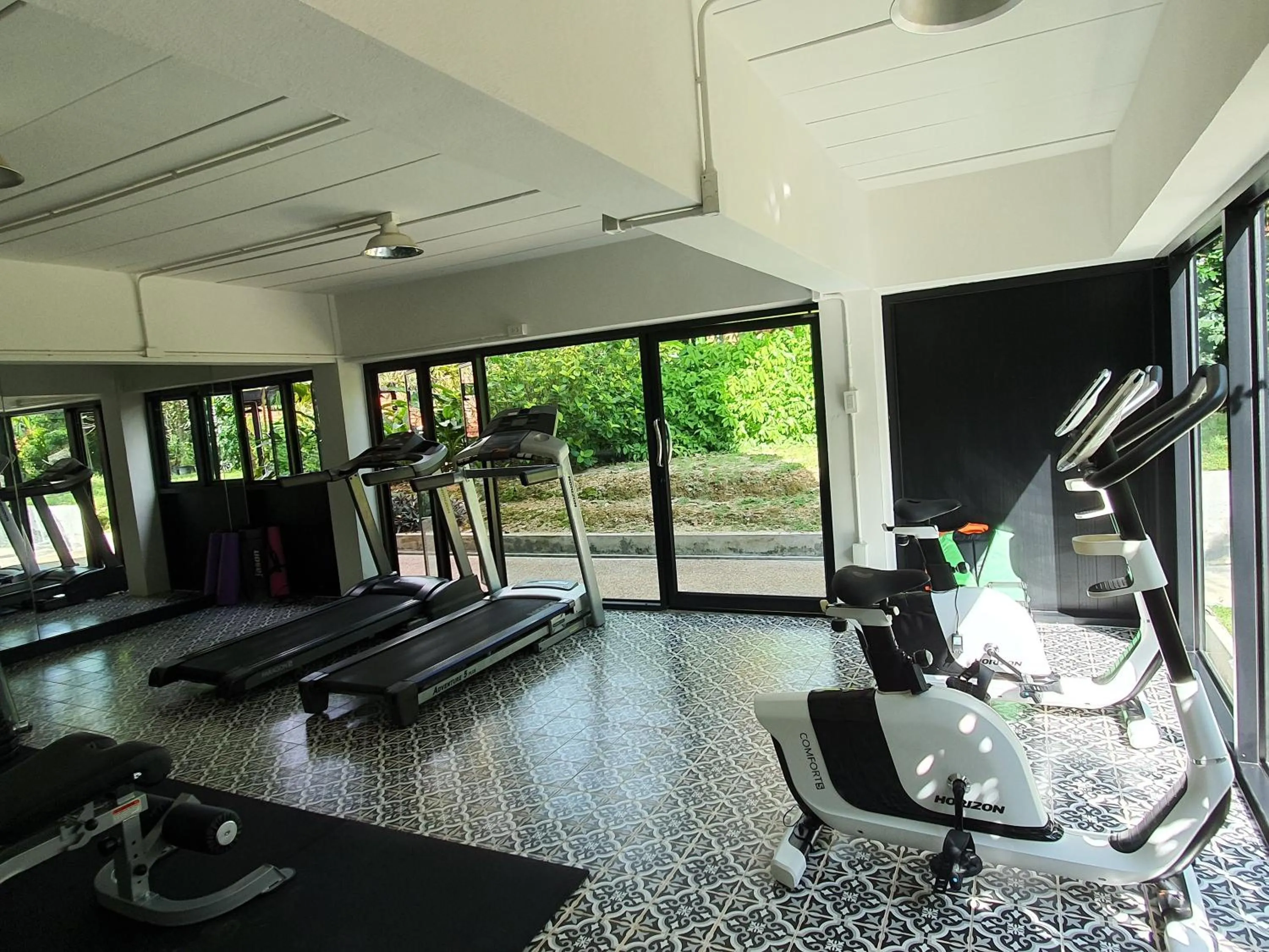 Fitness centre/facilities in Tropicana Lanta Resort