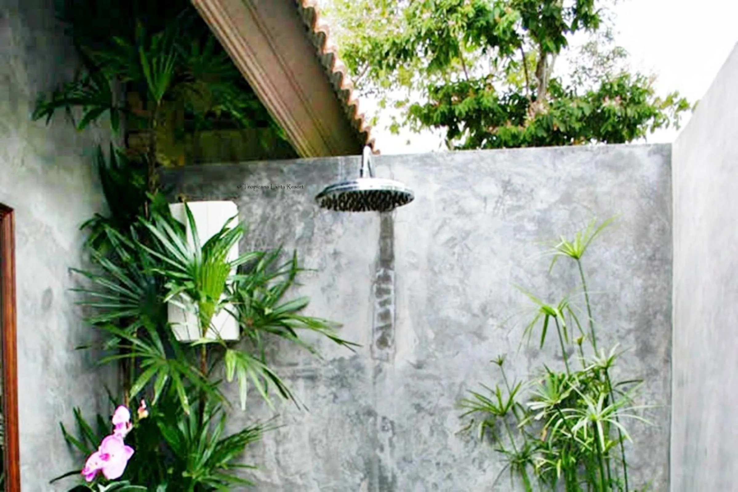 Shower in Tropicana Lanta Resort