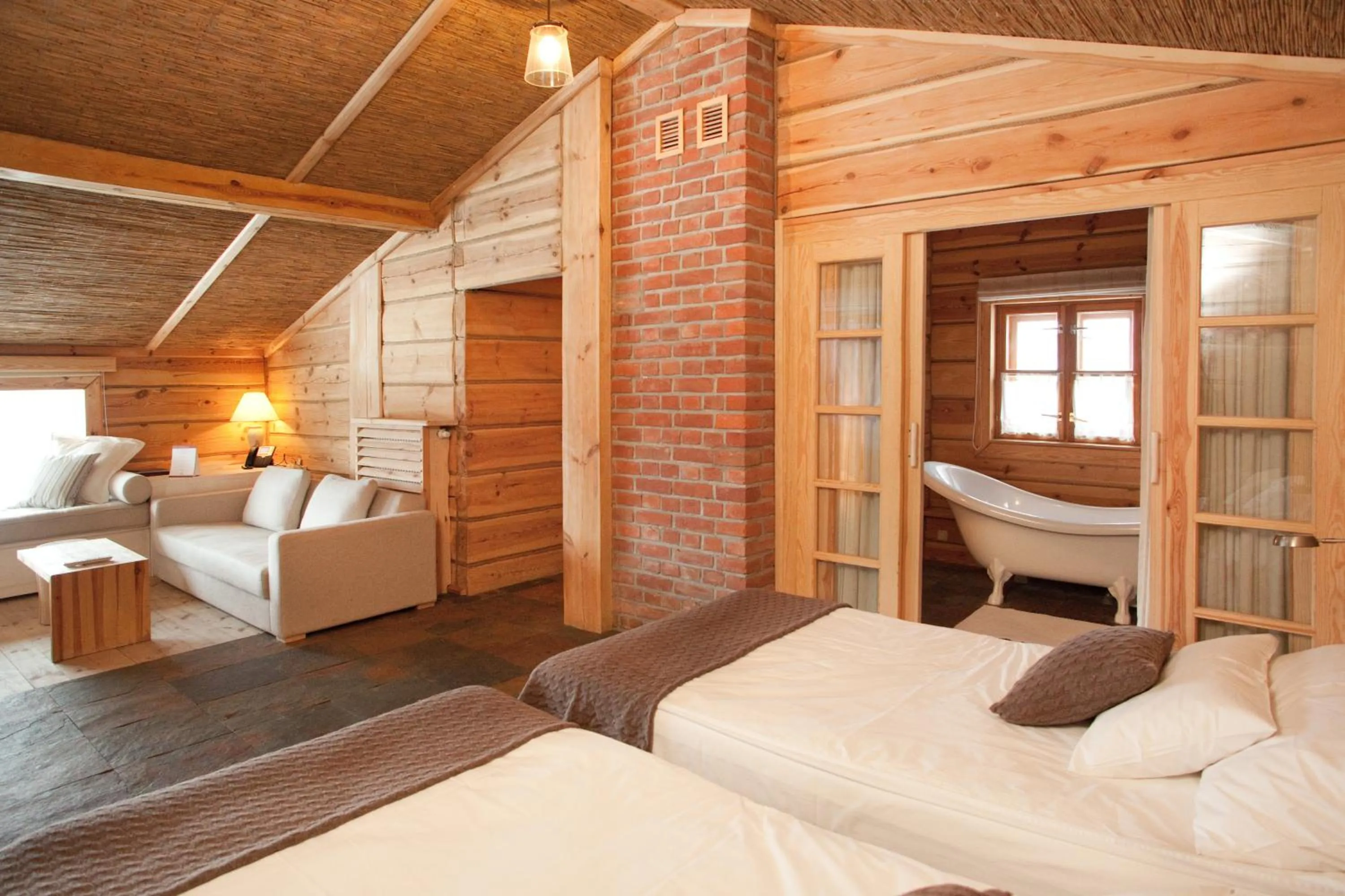 Photo of the whole room, Bed in Hotel Głęboczek Vine Resort& Spa