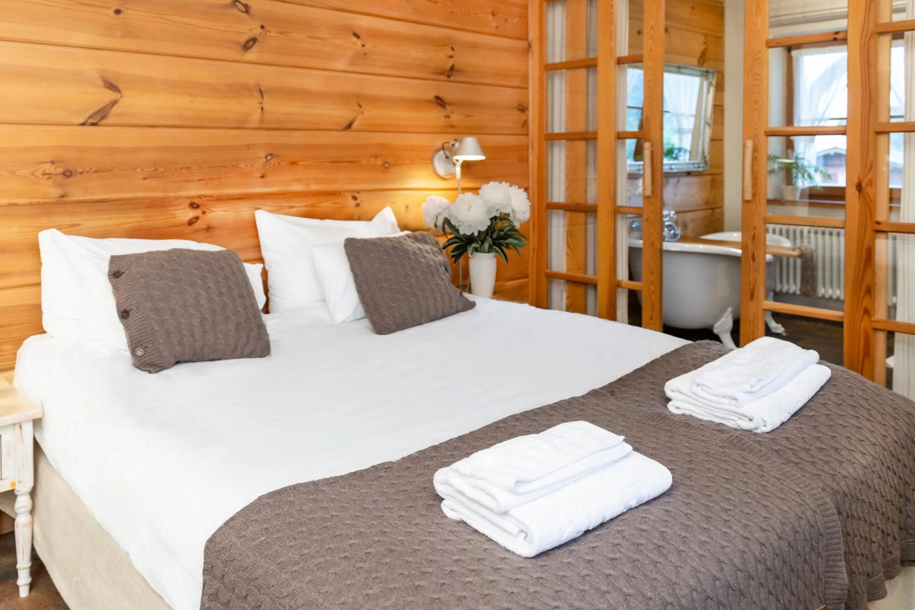 Photo of the whole room, Bed in Hotel Głęboczek Vine Resort& Spa