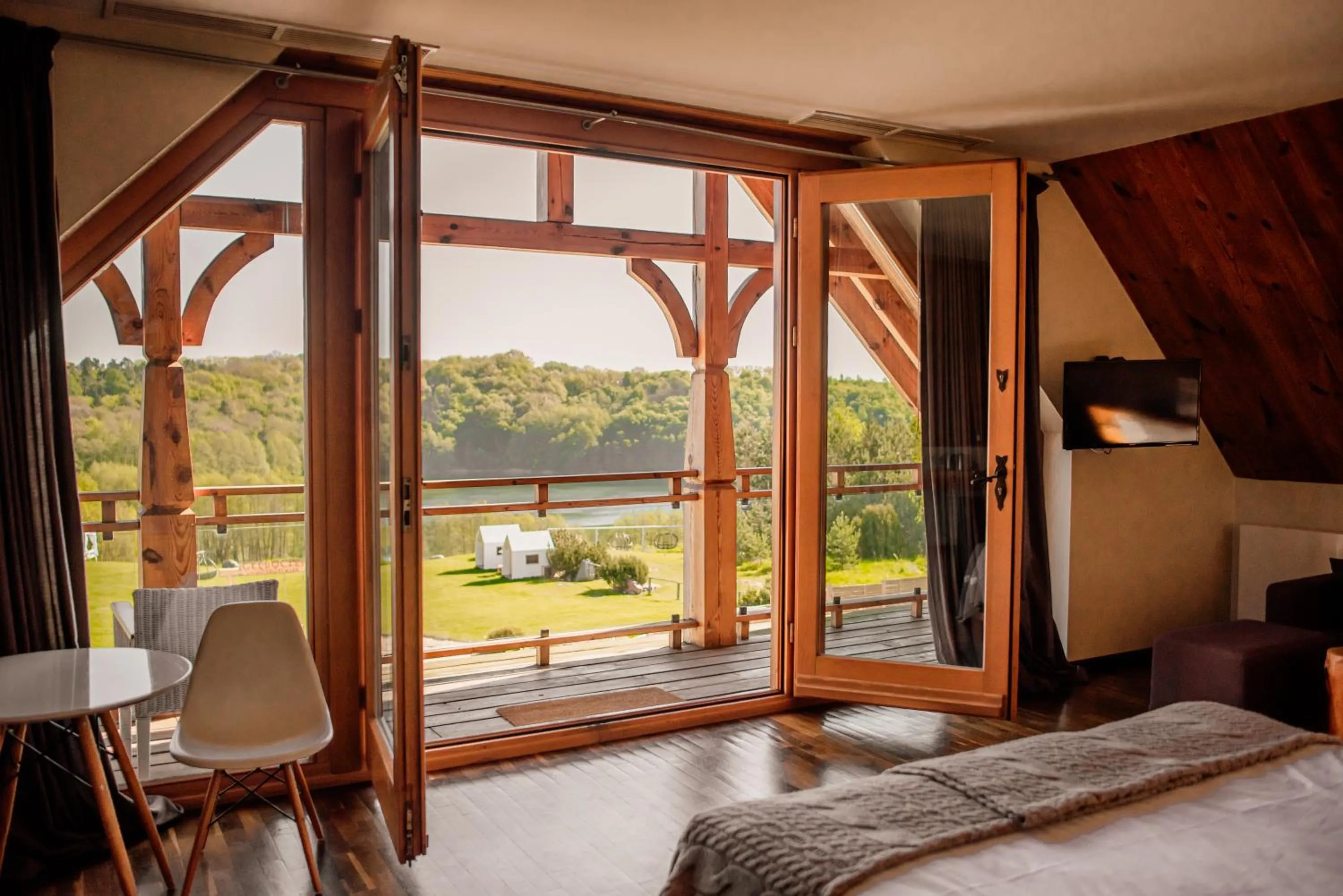 Lake view in Hotel Głęboczek Vine Resort& Spa