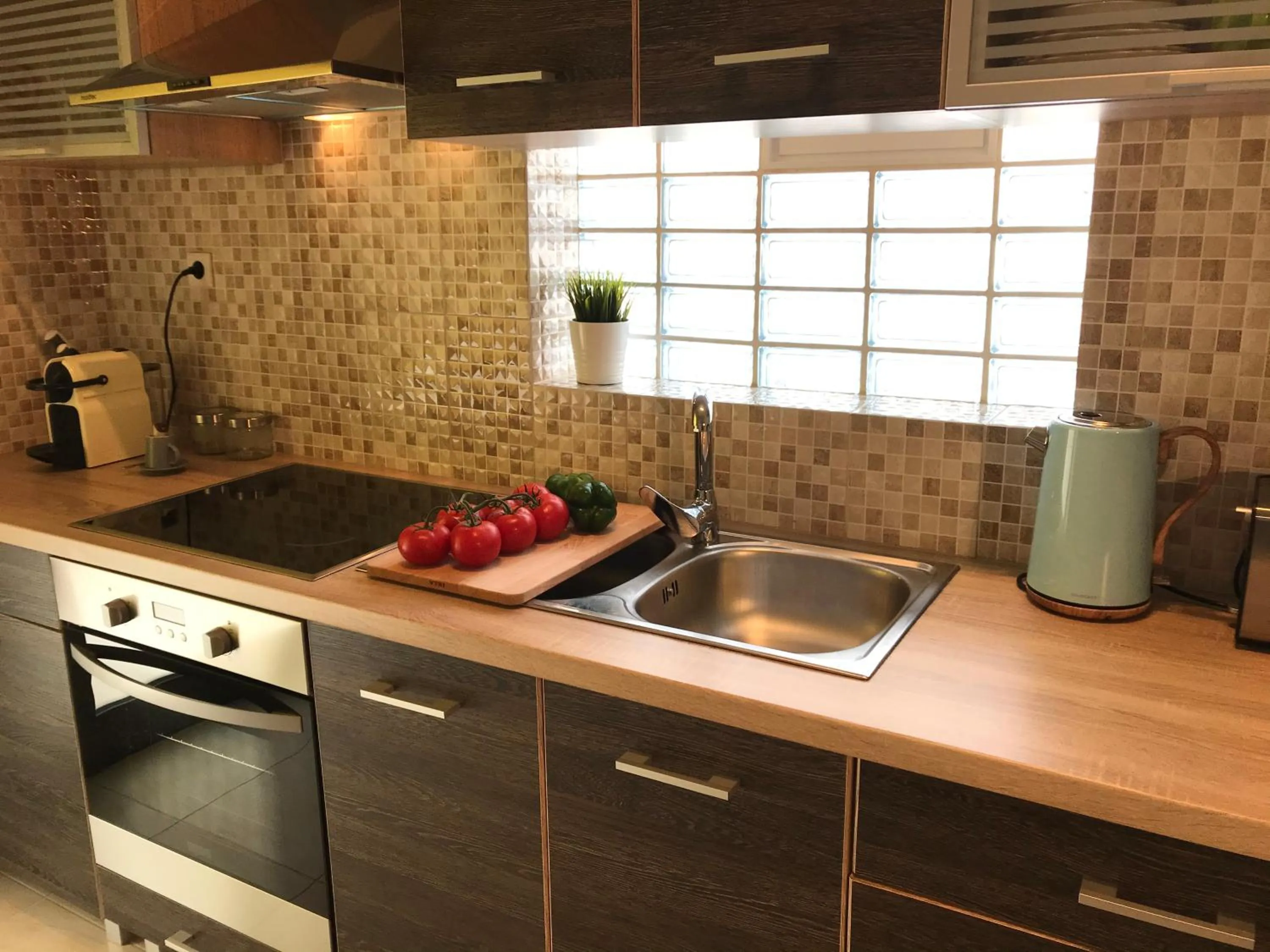 Kitchen or kitchenette in Dina's House