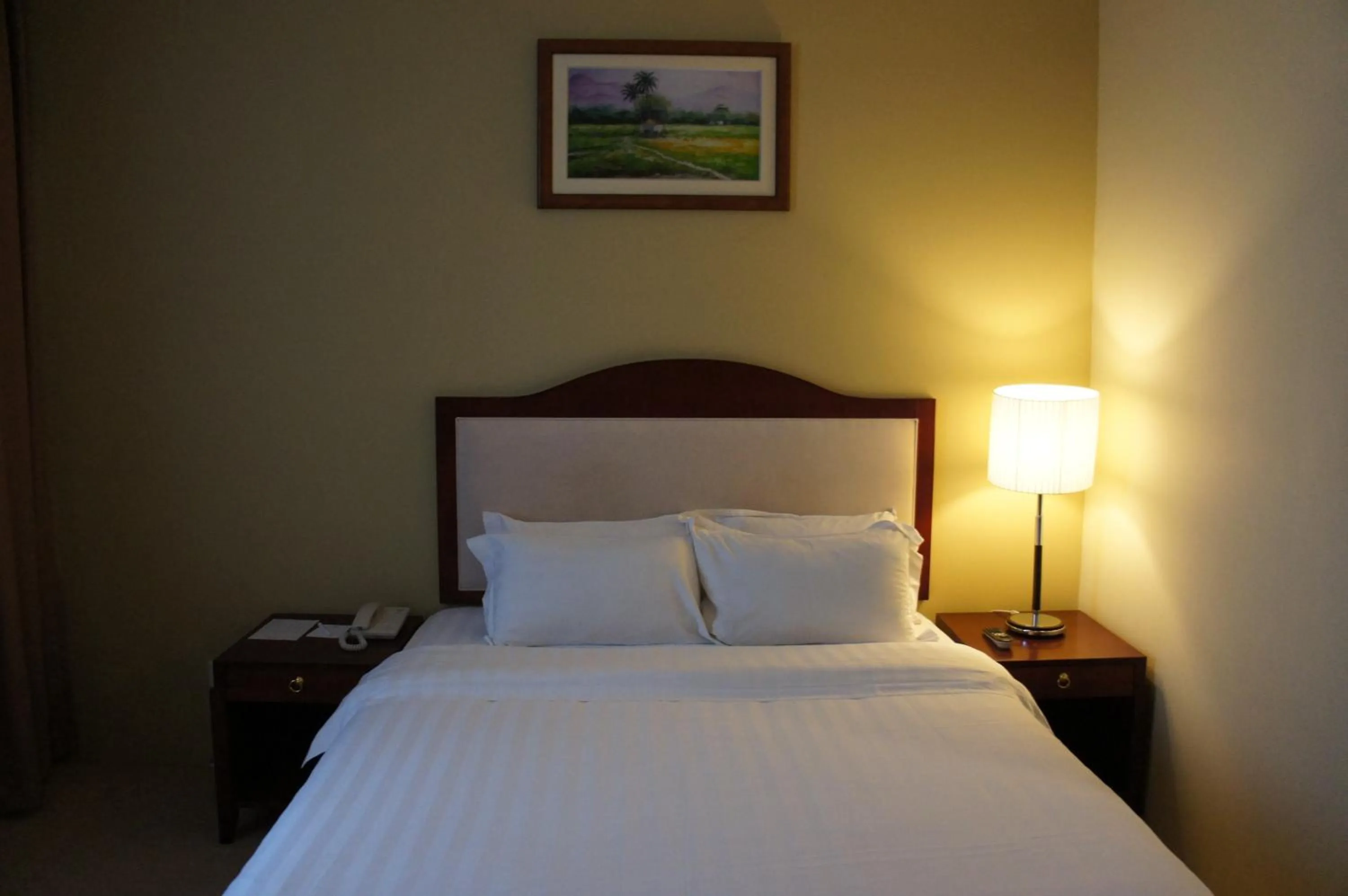 Bed in Gaya Centre Hotel