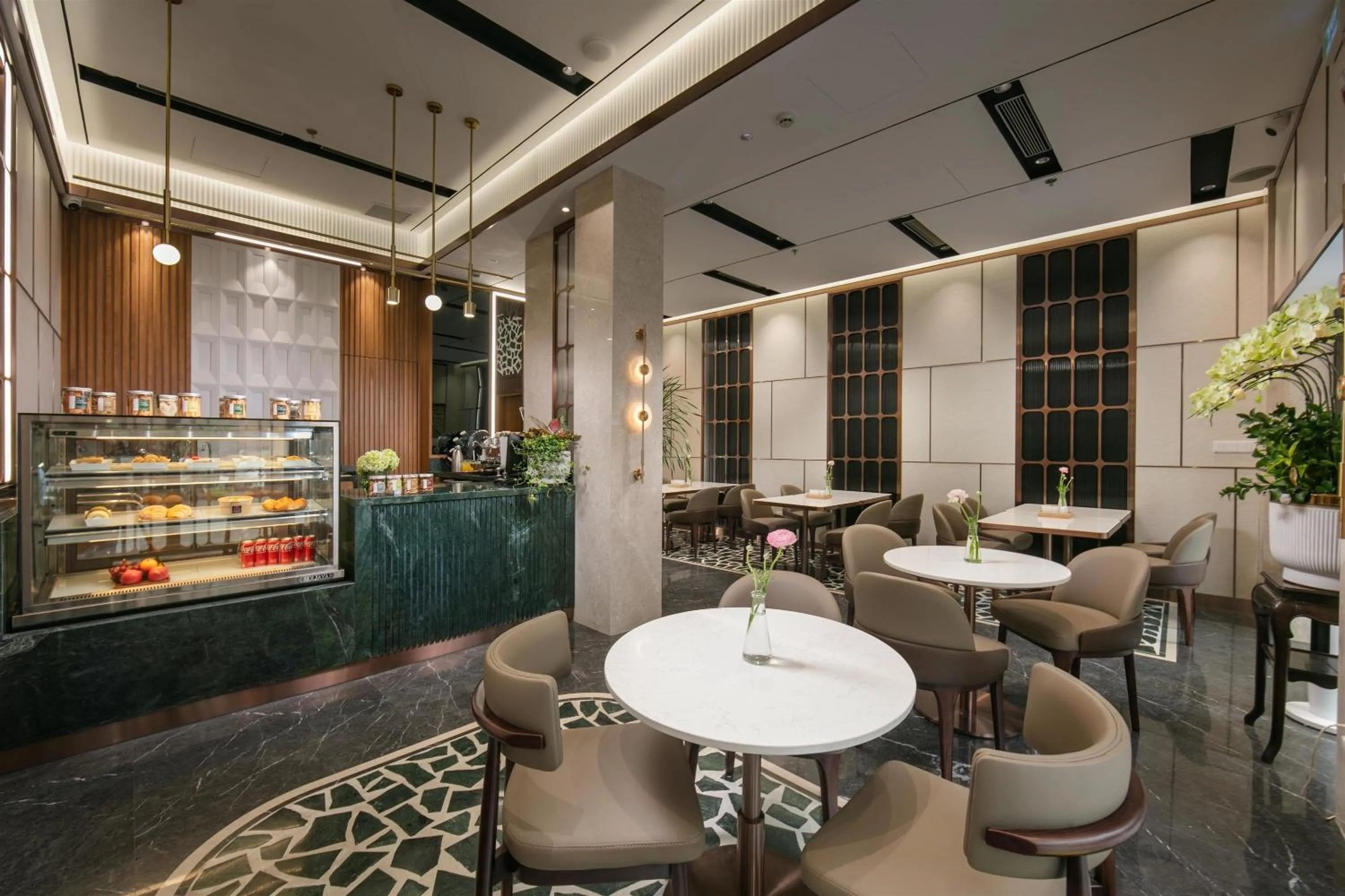 Restaurant/places to eat in Hong Ngoc Cochinchine Boutique Hotel & Spa