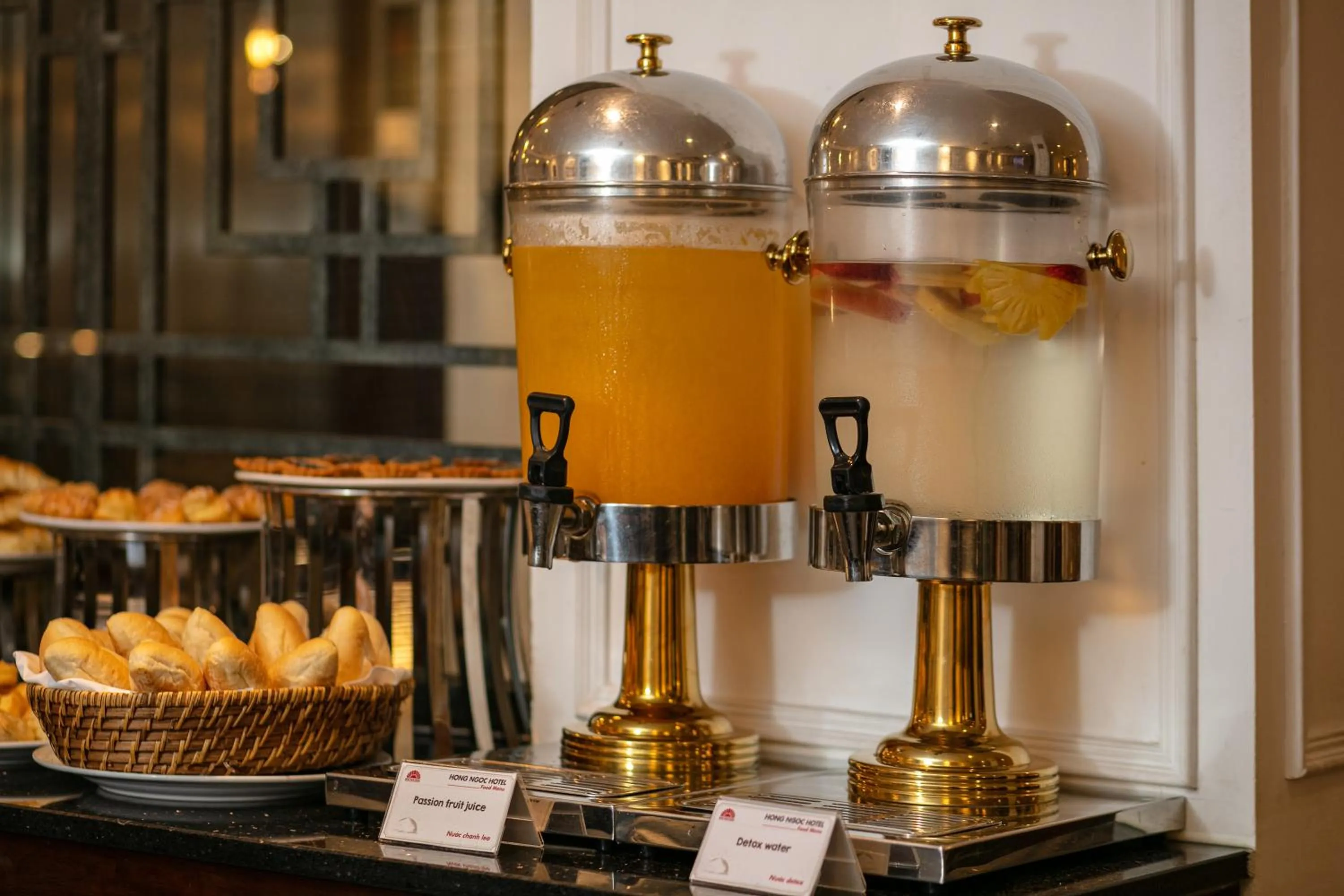 Food and drinks in Hong Ngoc Cochinchine Boutique Hotel & Spa