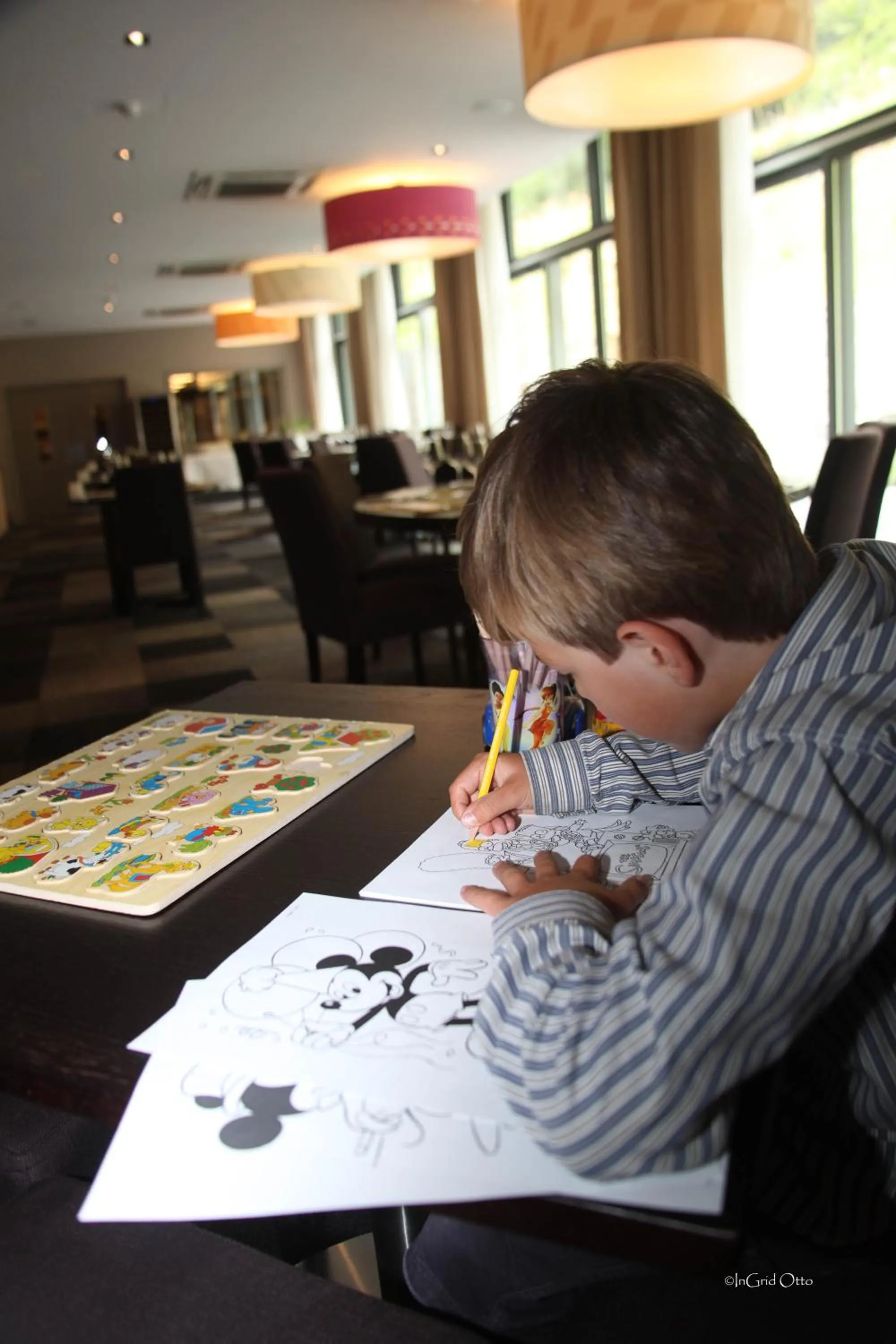 People in Hotel de la Source