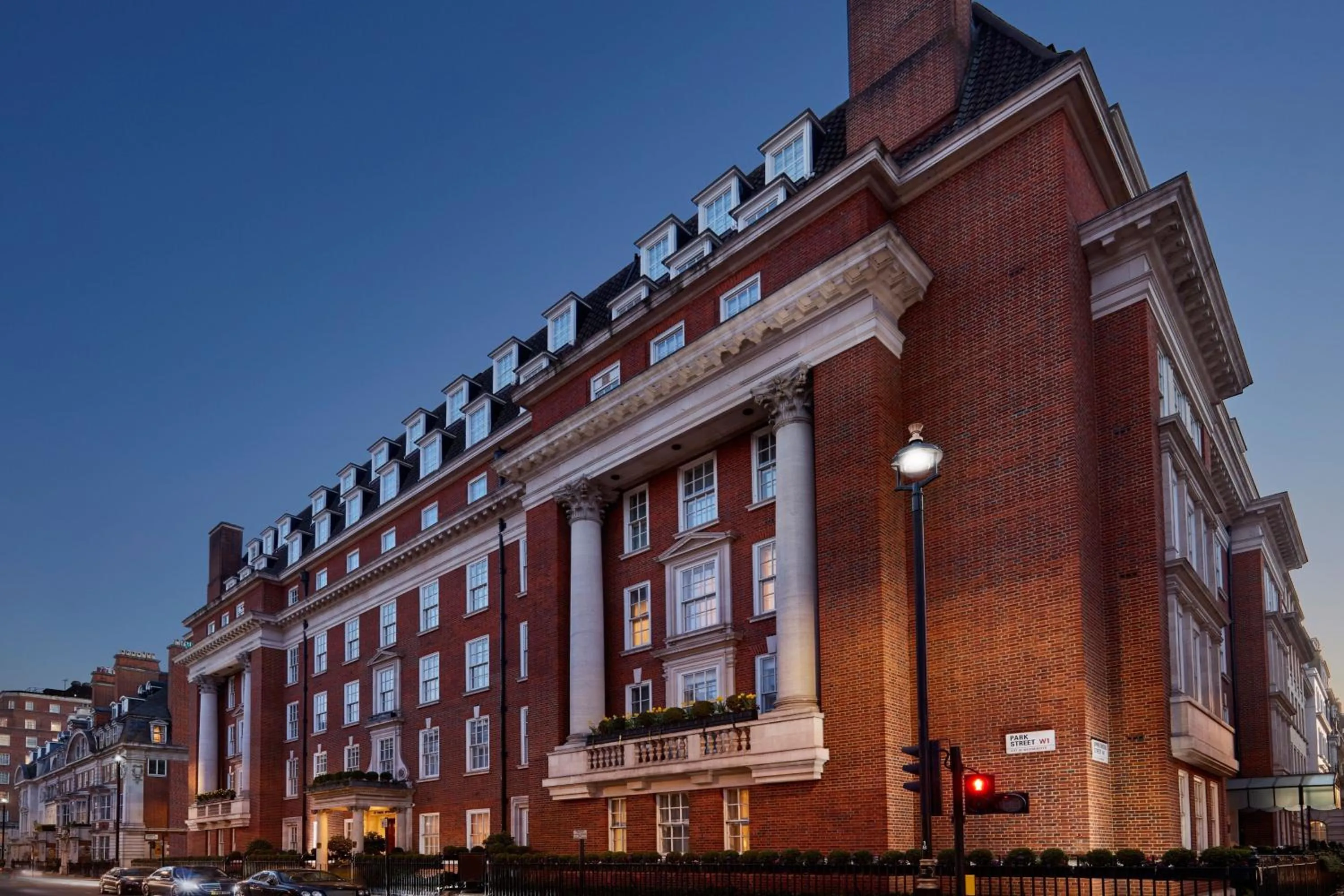 Property building in Grand Residences by Marriott - Mayfair-London
