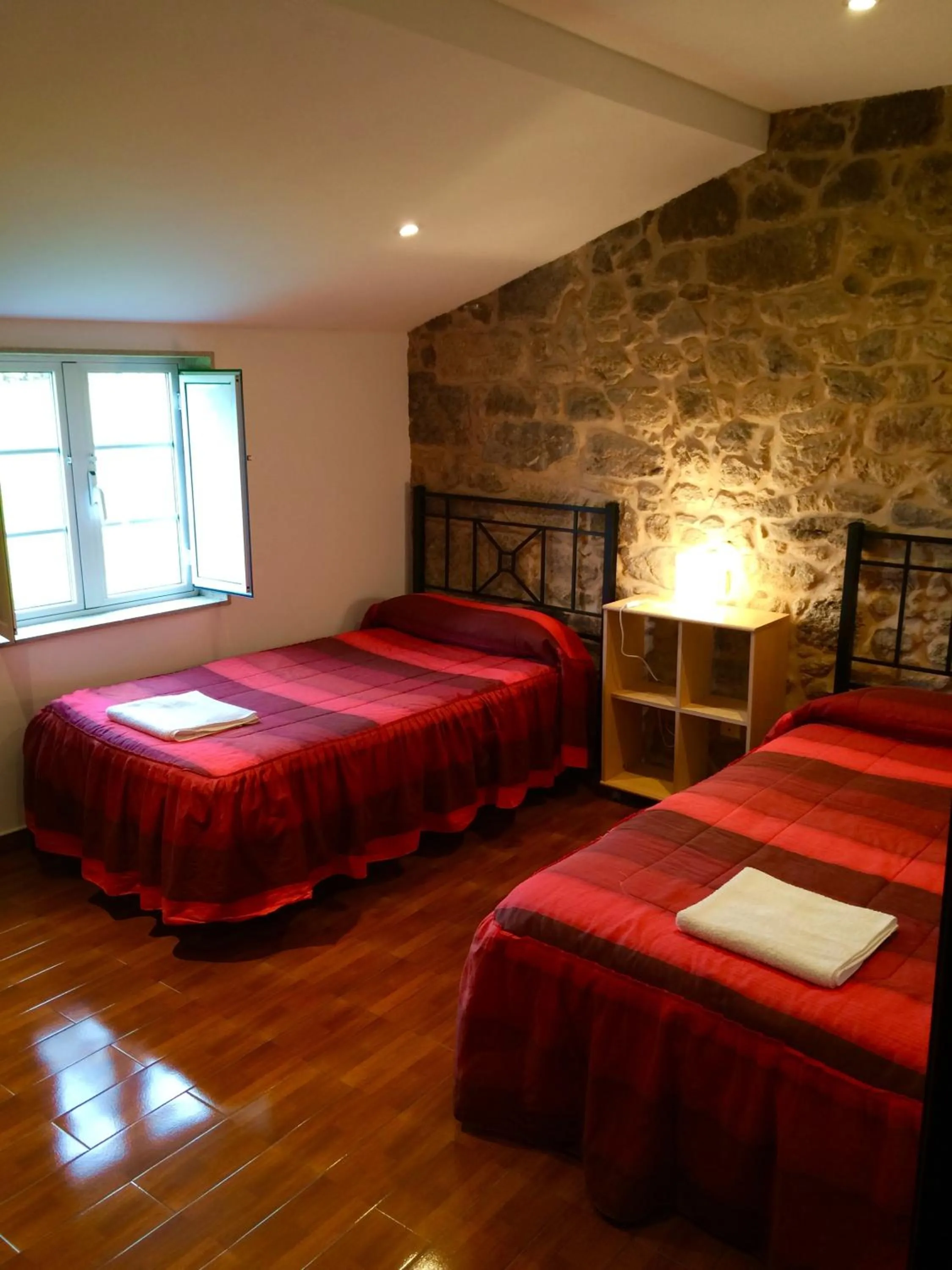 Bed in Pensión - Albergue de Logrosa