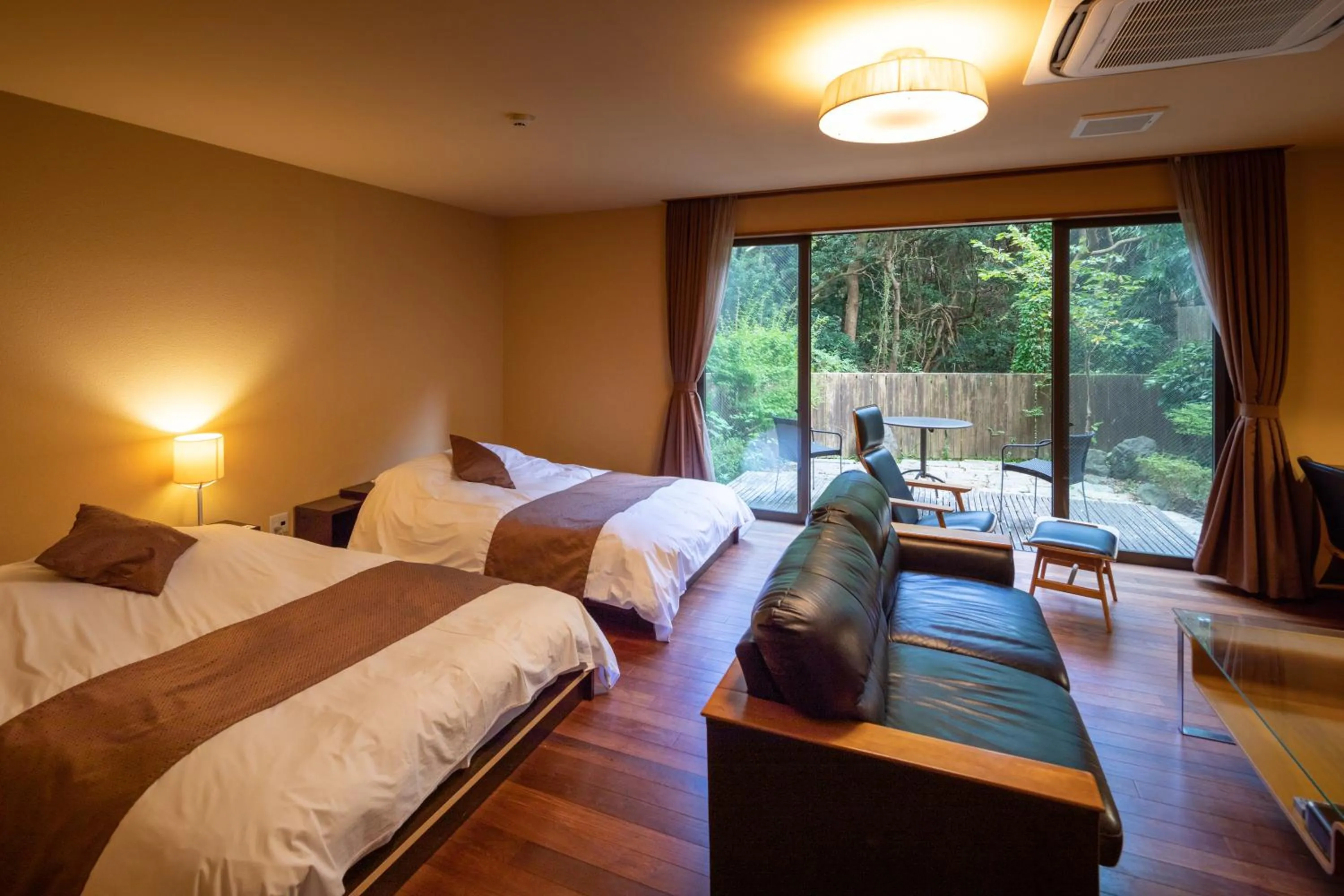 Living room, Bed in Mori no Nanakusa