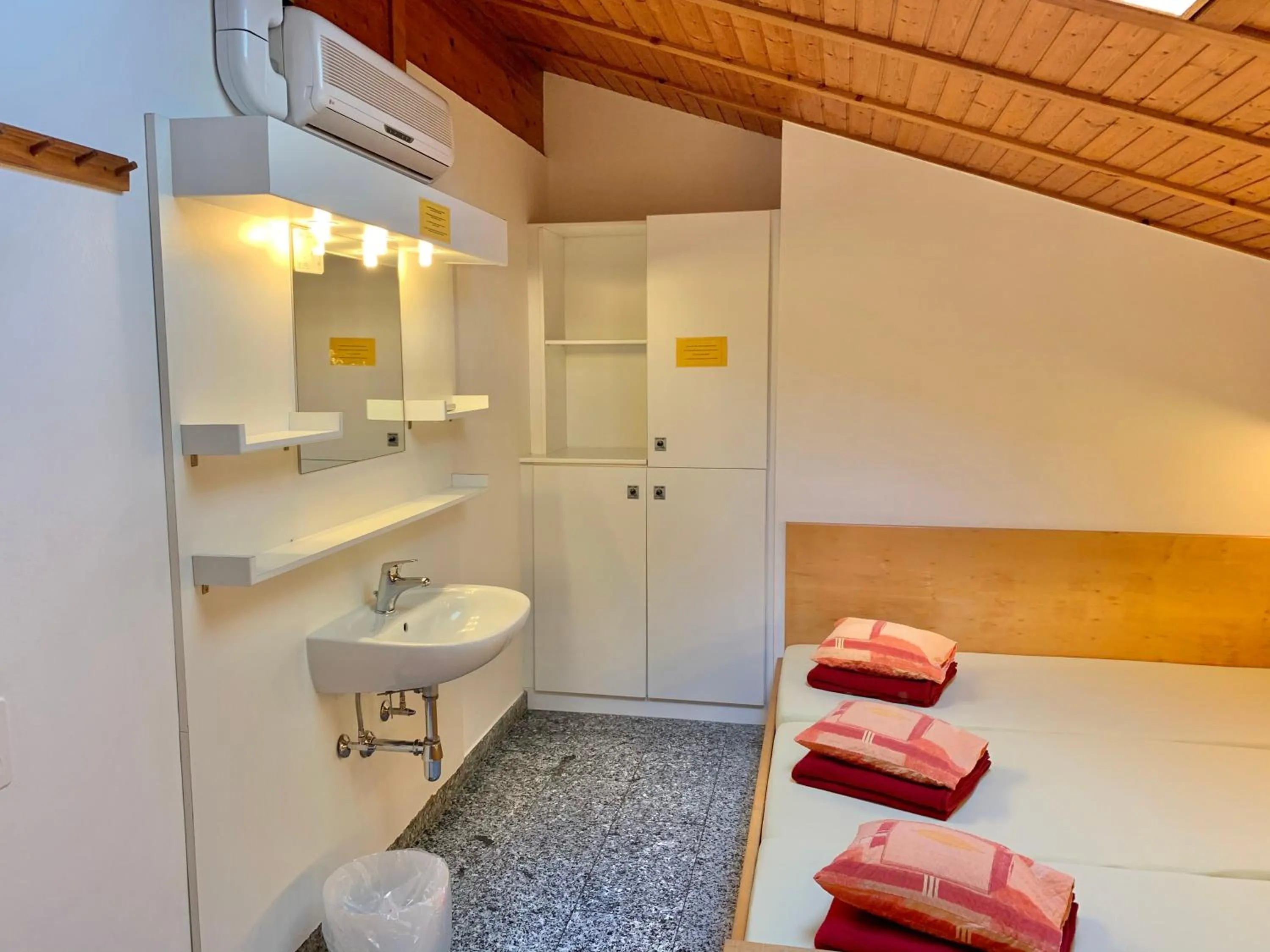 Photo of the whole room in Hotel&Hostel Montarina