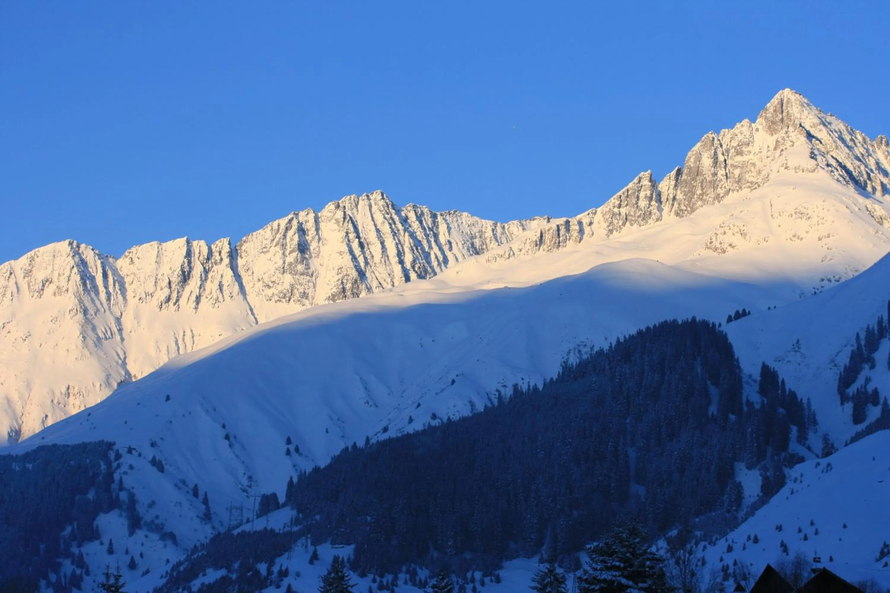Area and facilities in Hotel La Cruna