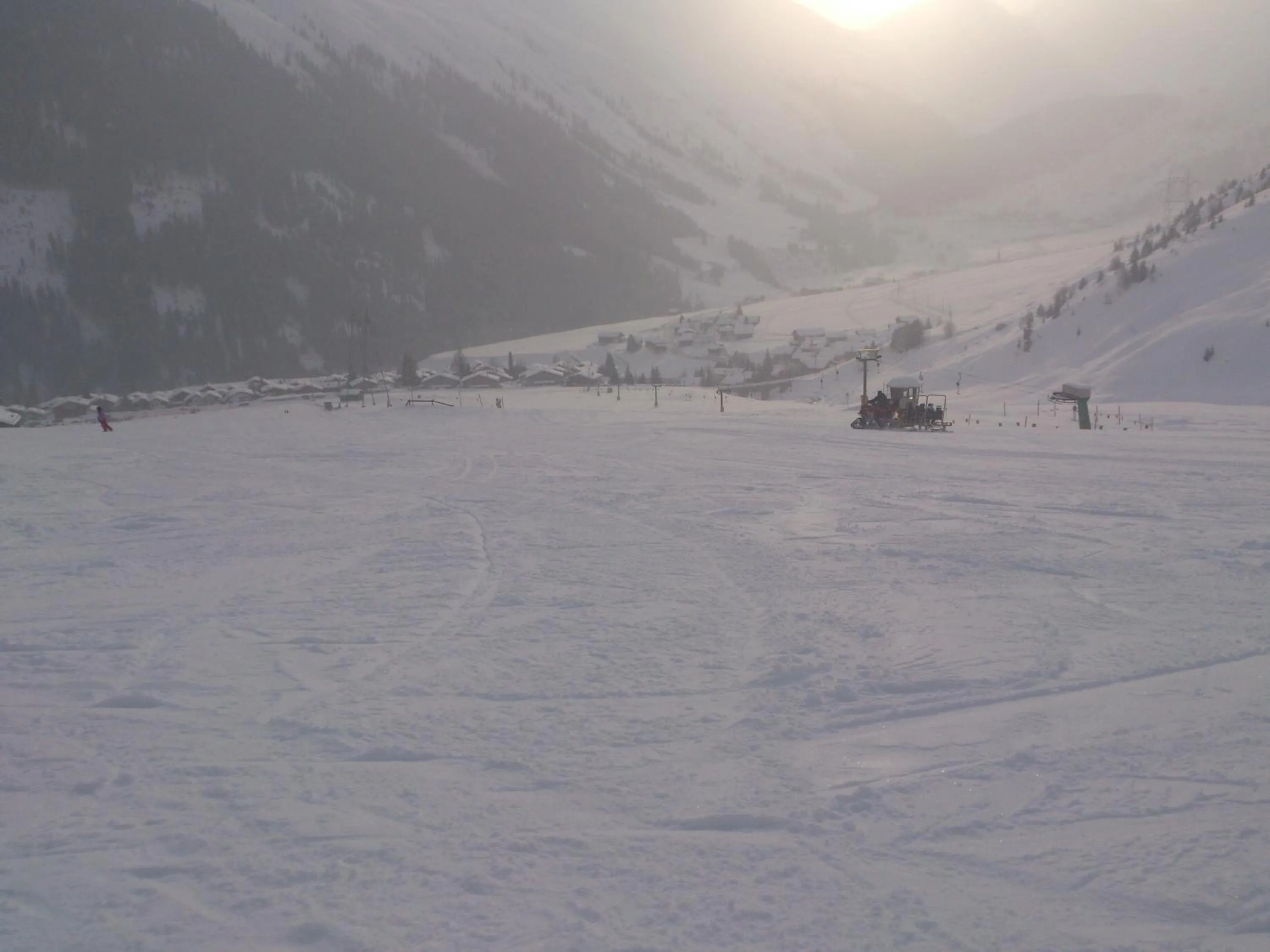 Skiing in Hotel La Cruna