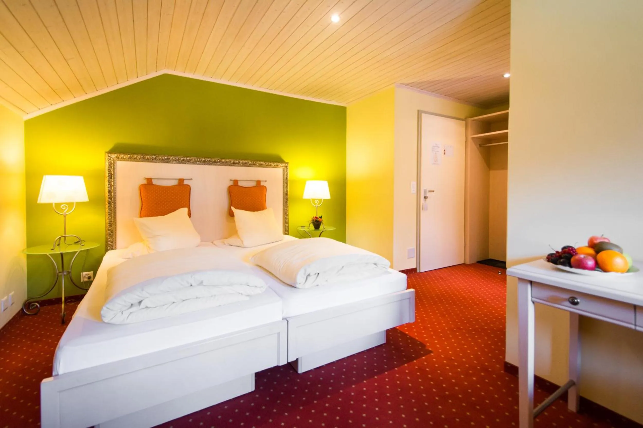 Photo of the whole room, Bed in Hotel La Cruna