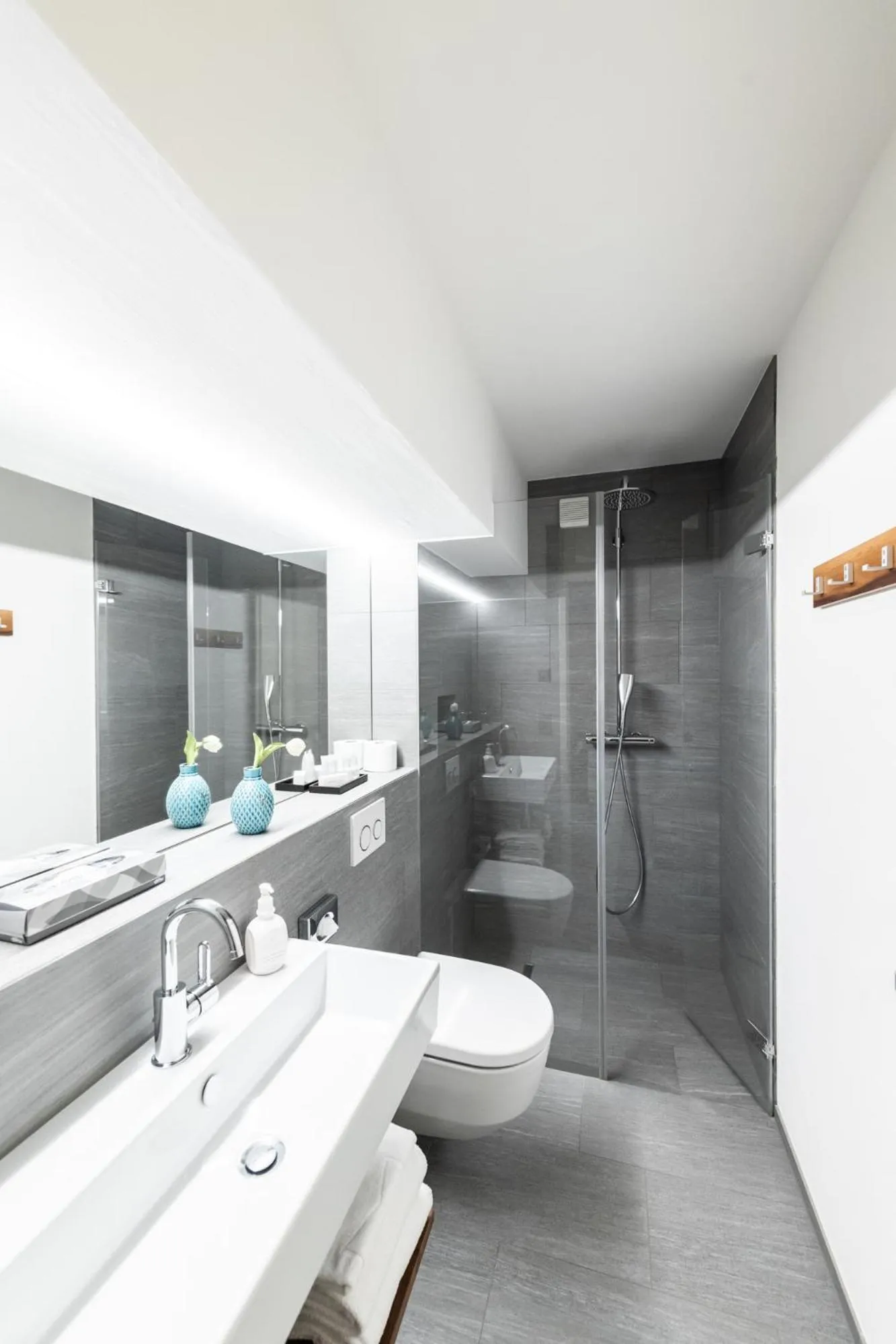 Bathroom in Hotel La Cruna