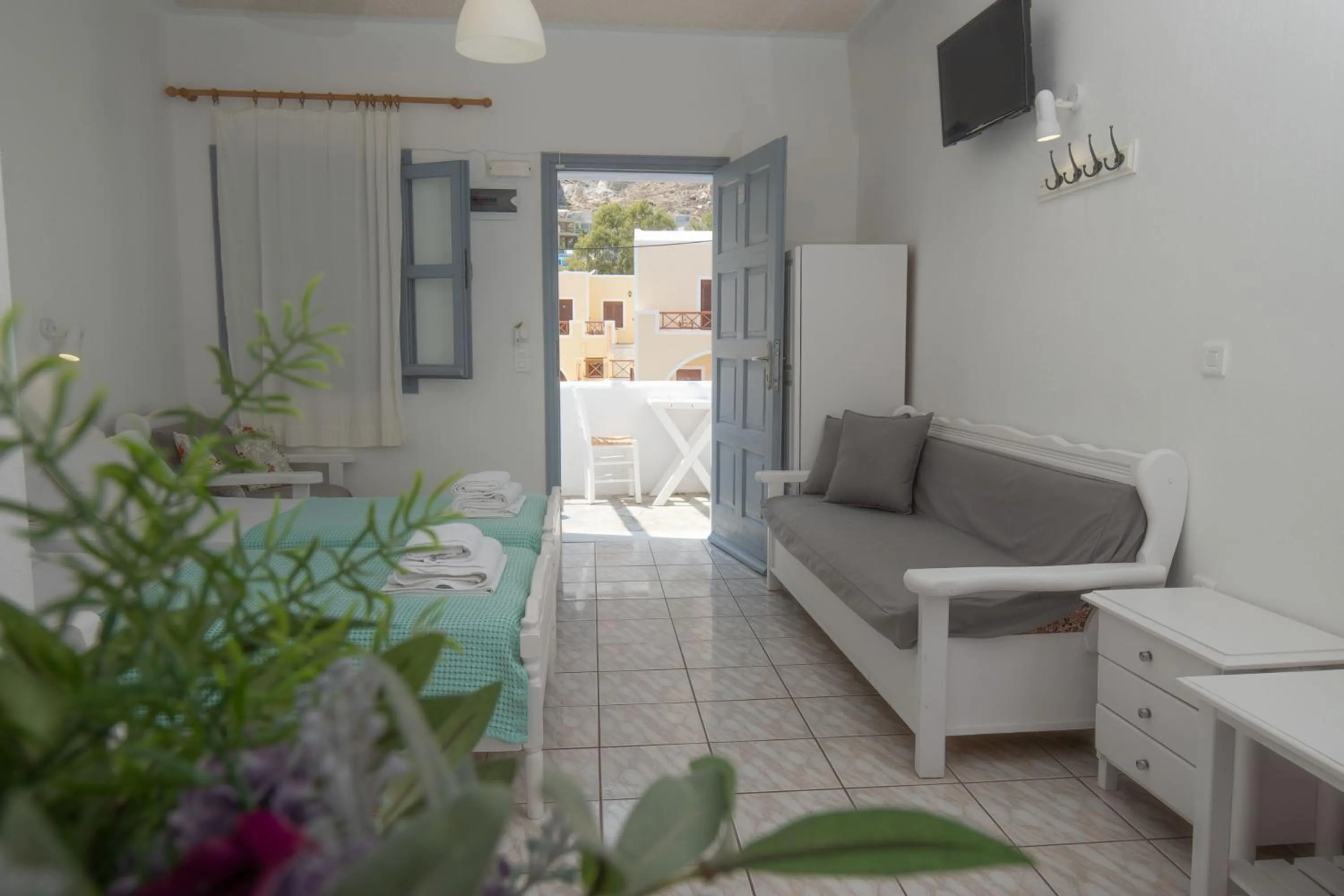 TV and multimedia in Zacharakis Studios