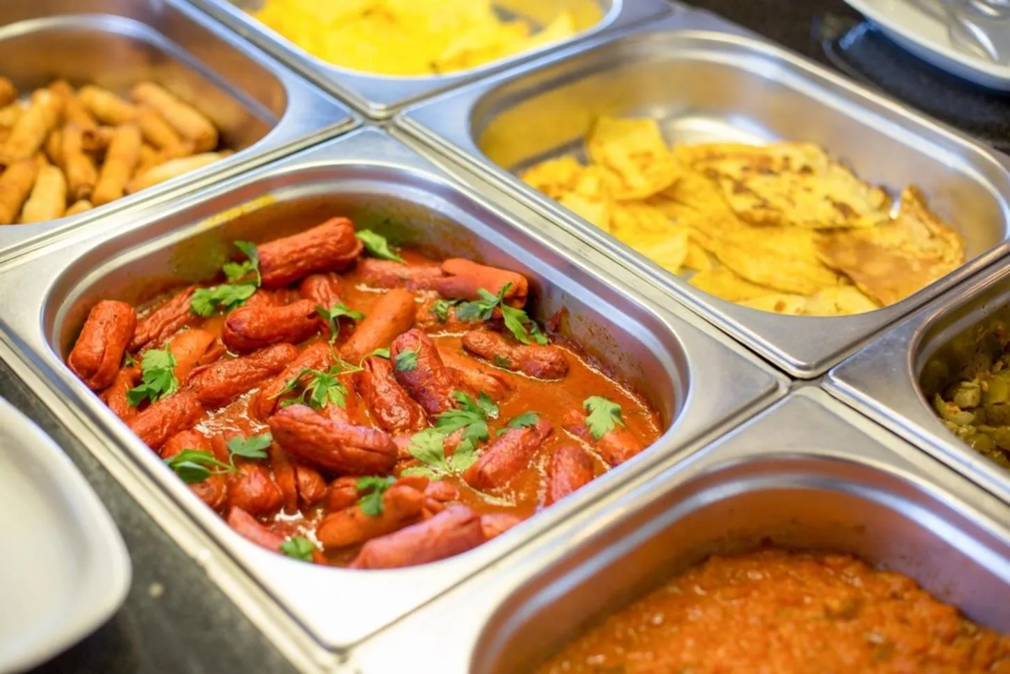 Food and drinks in Hermanos Hotel