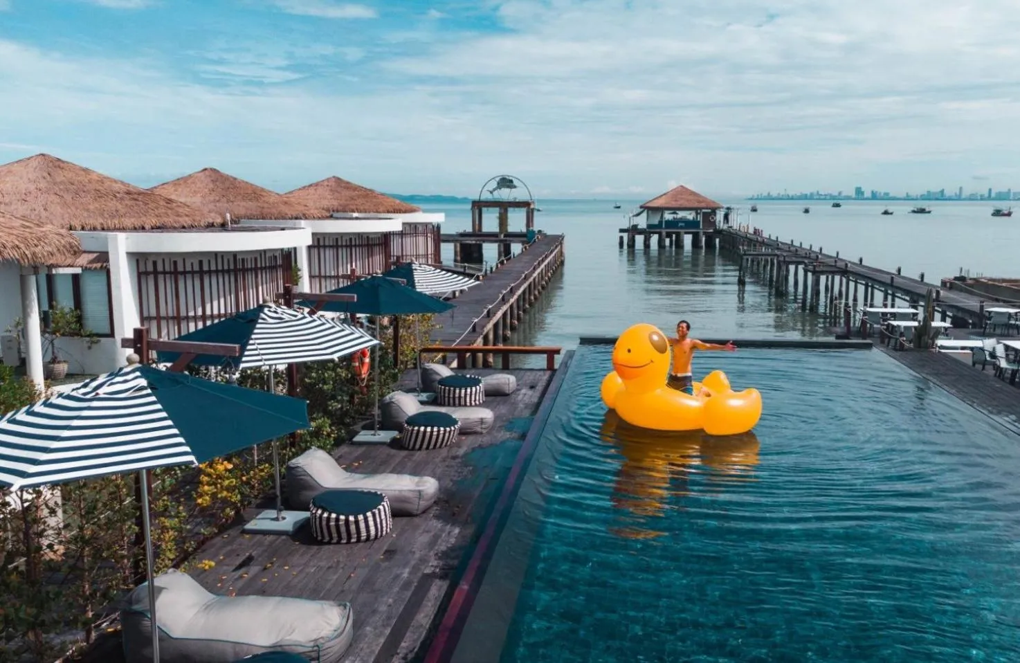 Swimming pool in Kept Bangsaray Hotel Pattaya