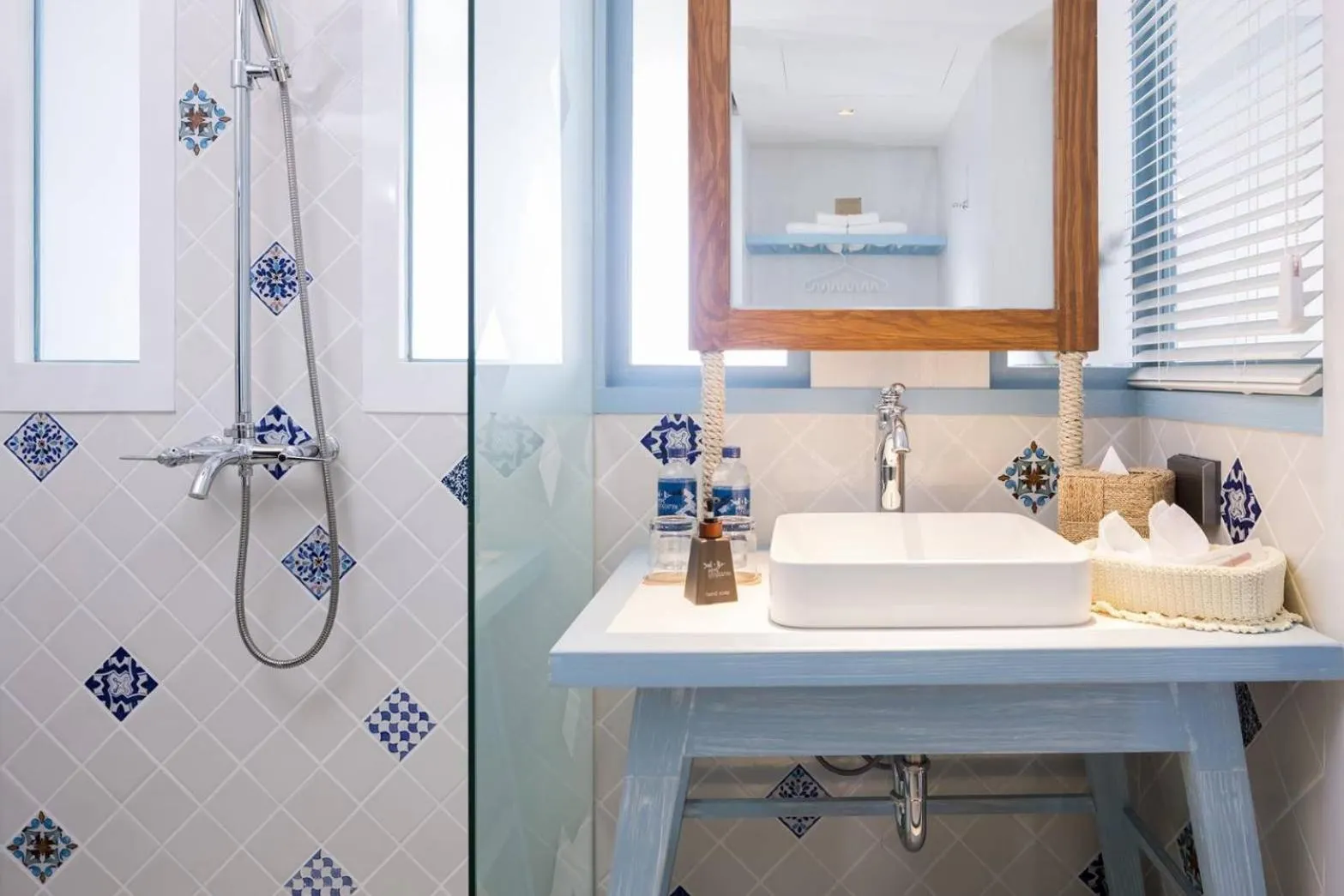 Shower in Kept Bangsaray Hotel Pattaya