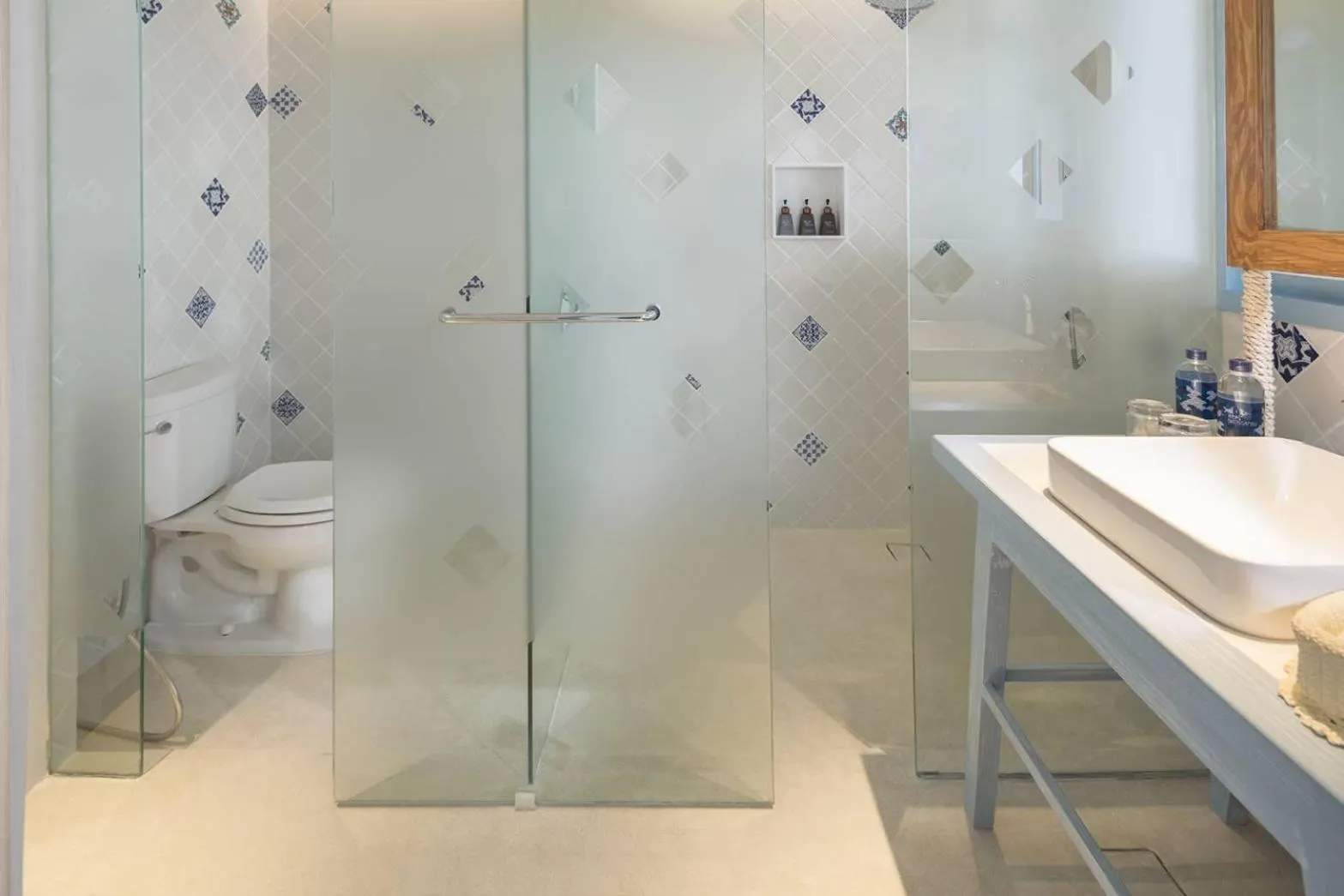 Shower in Kept Bangsaray Hotel Pattaya