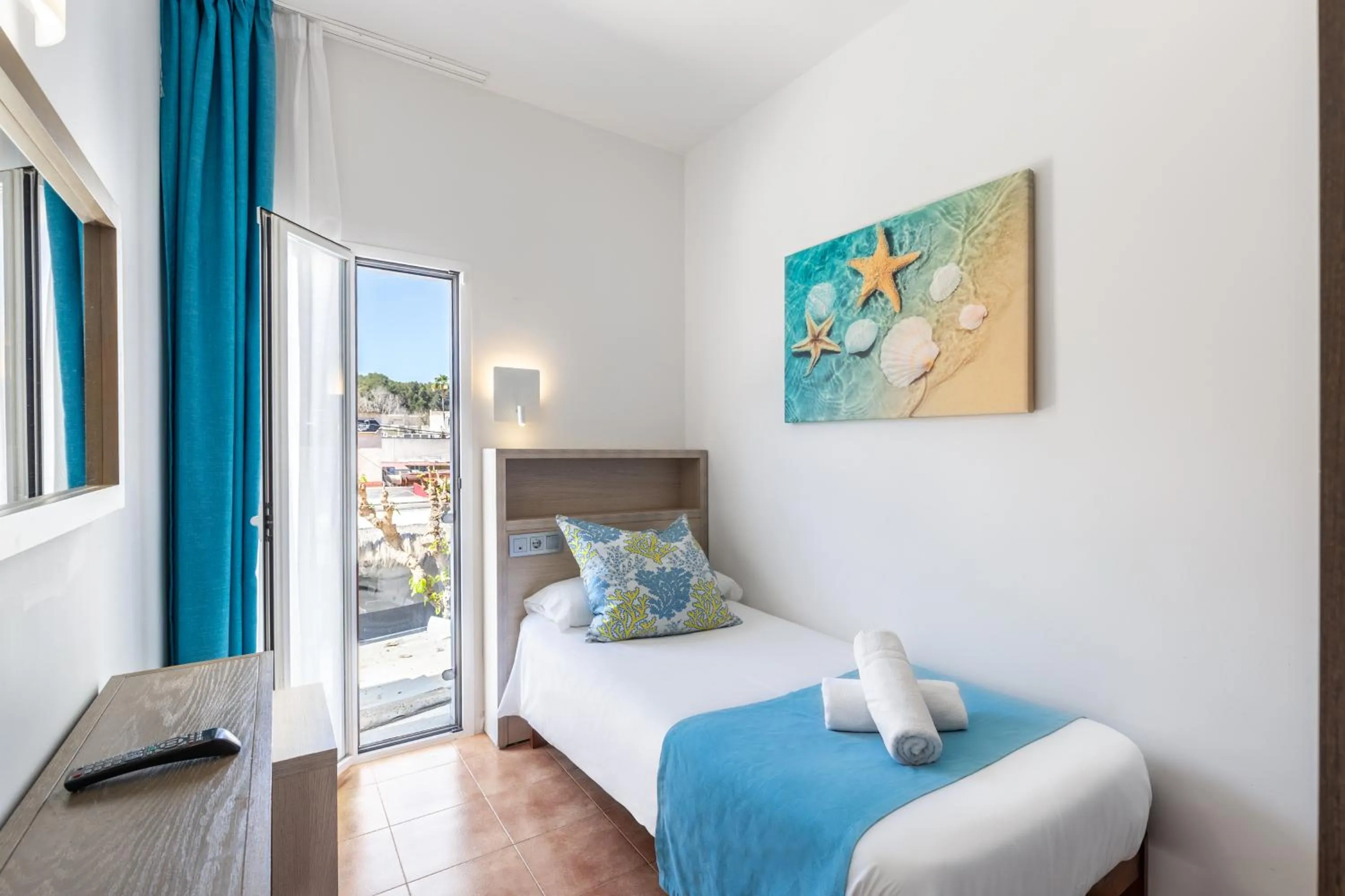 Bed in Hostal Neptuno