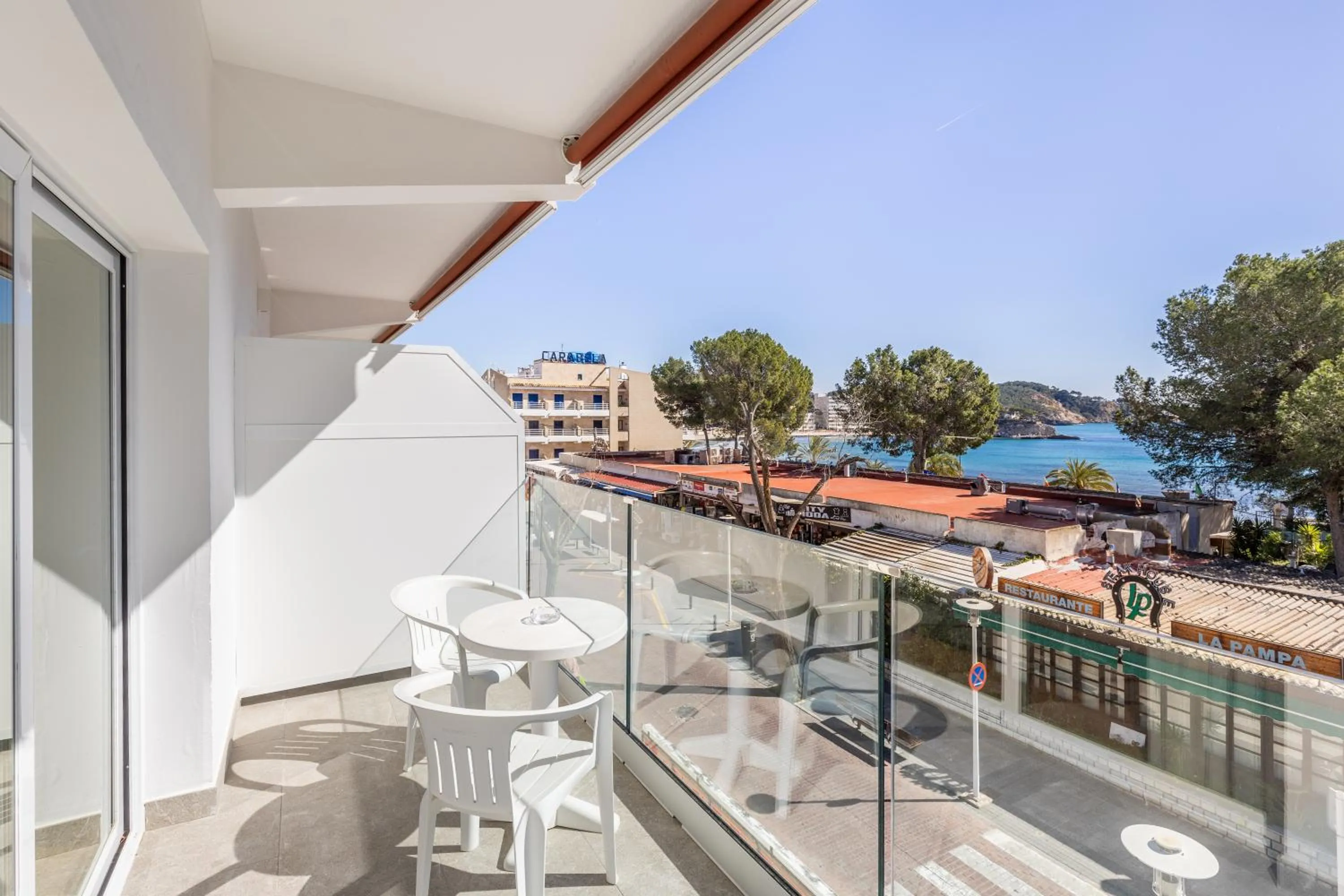 Balcony/Terrace in Hostal Neptuno