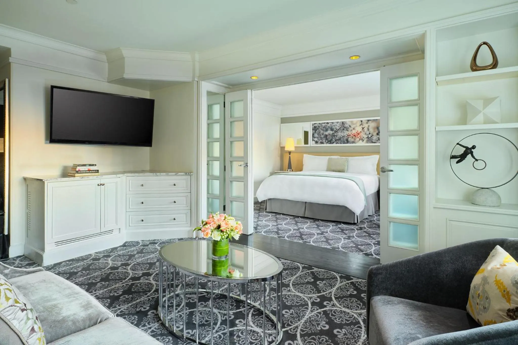 Bedroom, Bed in Loews Regency New York Hotel