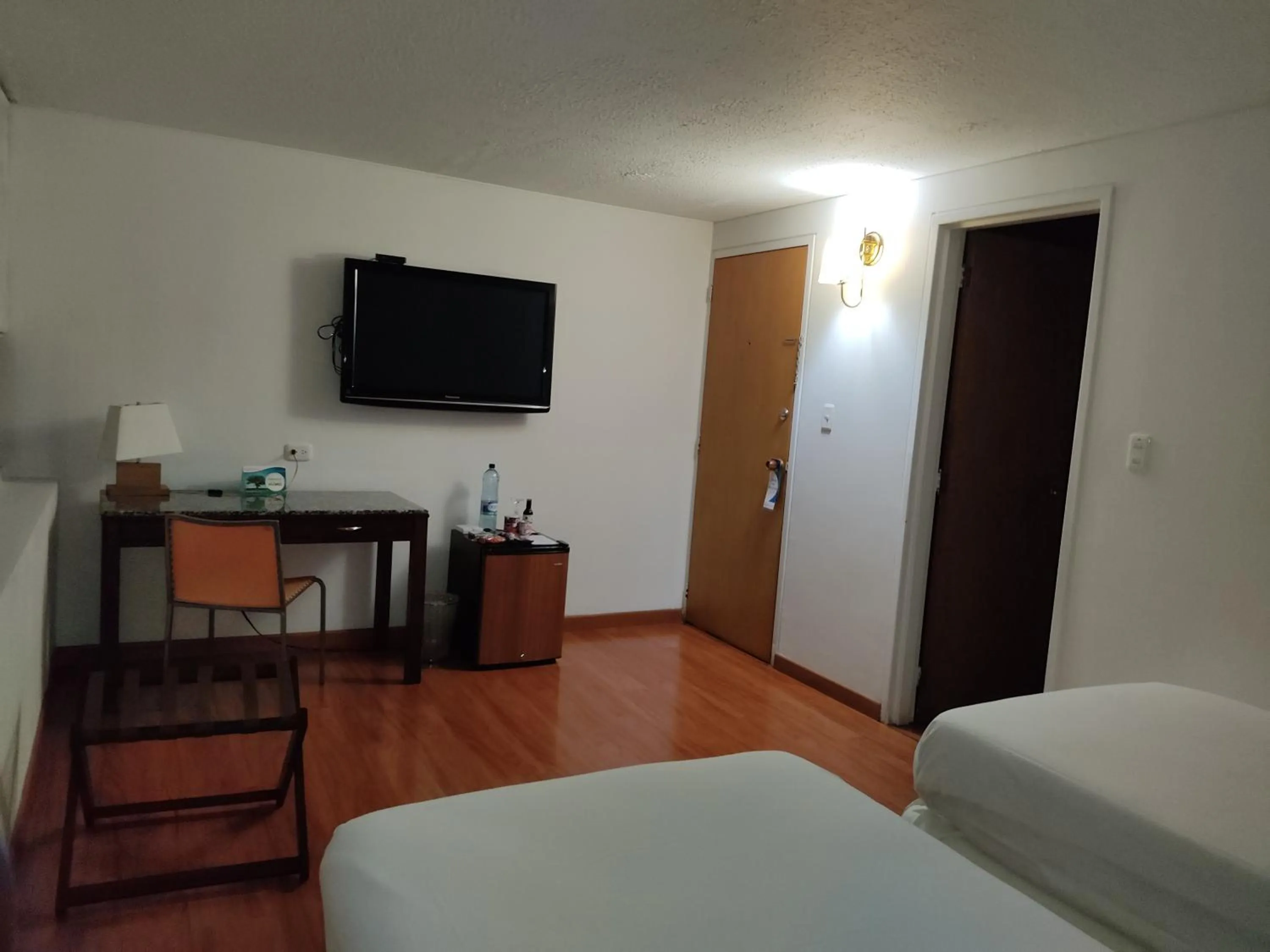 TV and multimedia, Bed in Hotel Oceanía Bogotá Museo