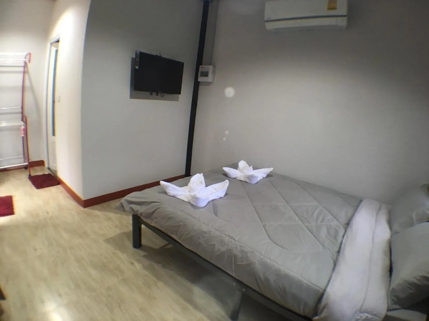 Decorative detail, Bed in Rai Eingpu