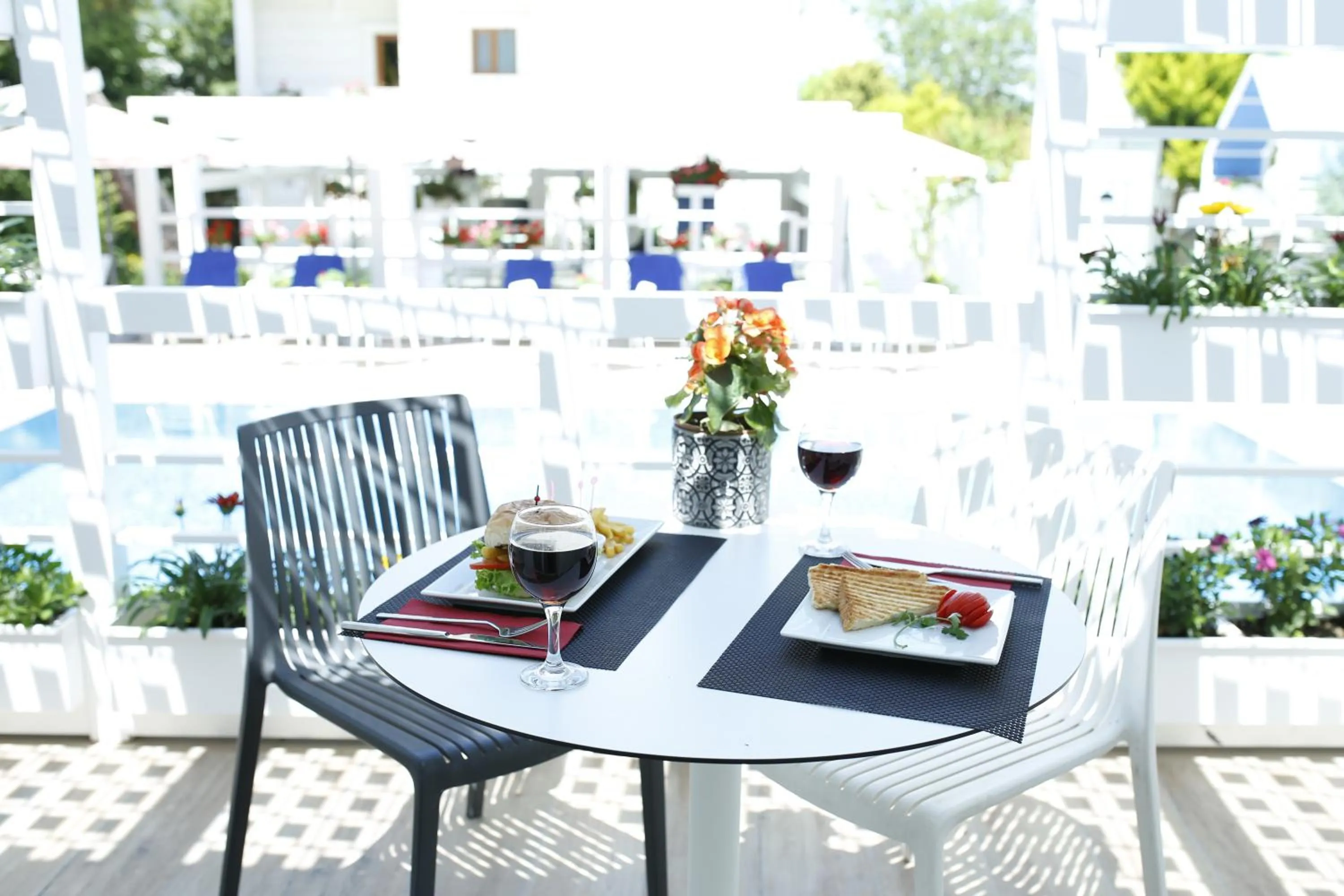 Balcony/Terrace in Ascot Hotel Büyükada