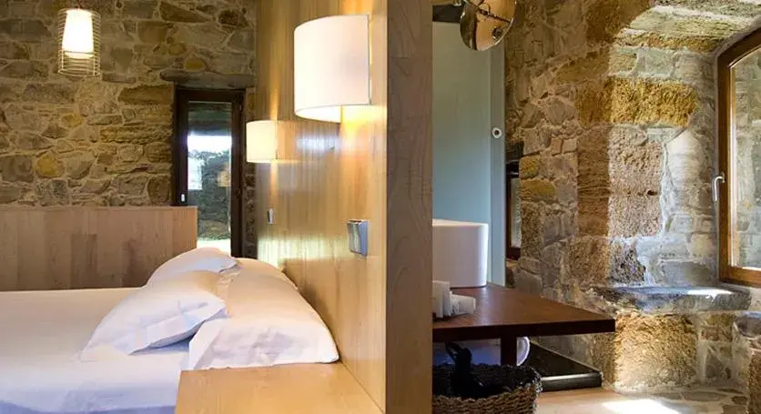 Suite in Hotel Torre De Villademoros Suite in Hotel Torre De Villademoros