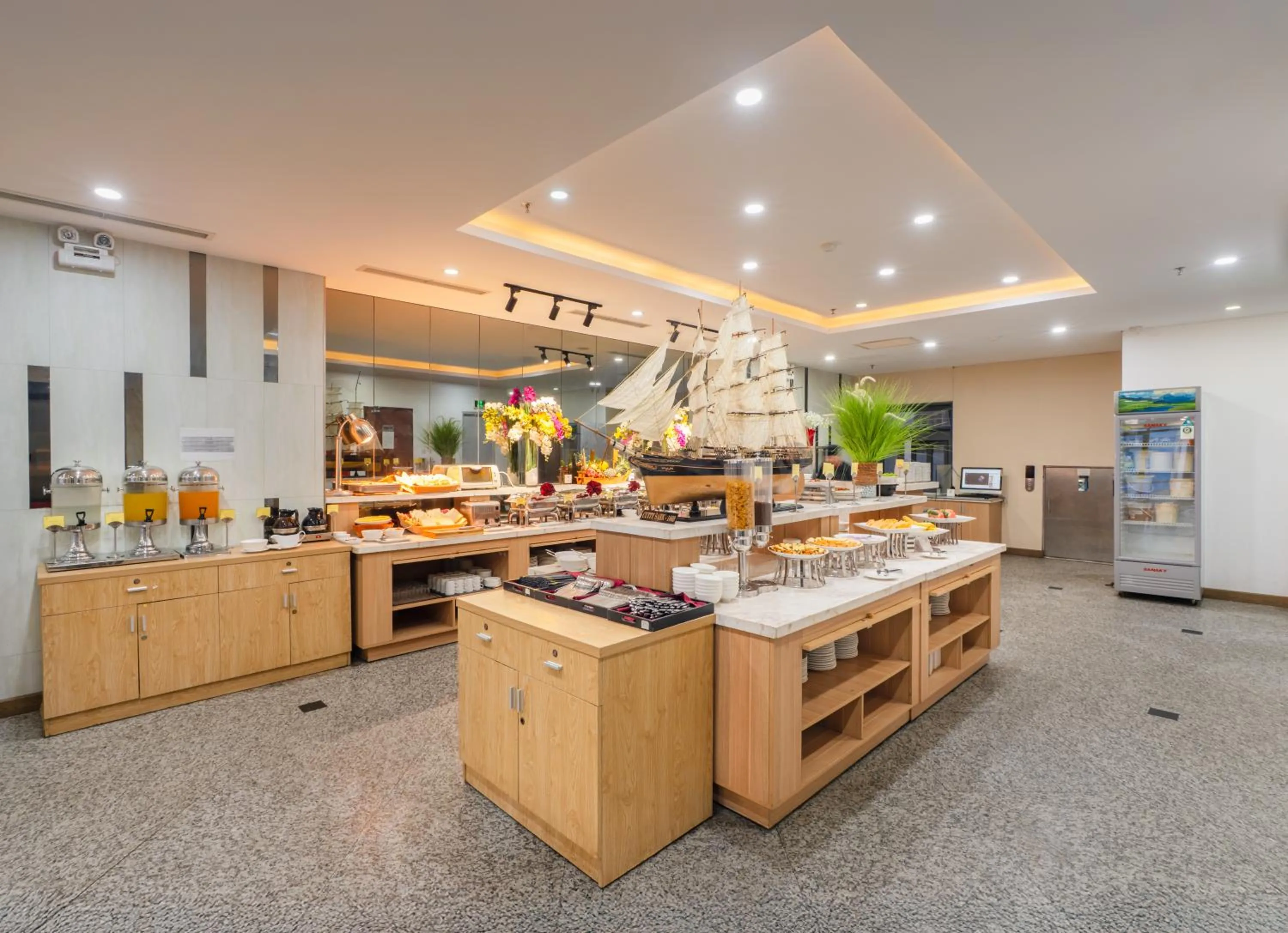 Buffet breakfast in Gosia Hotel