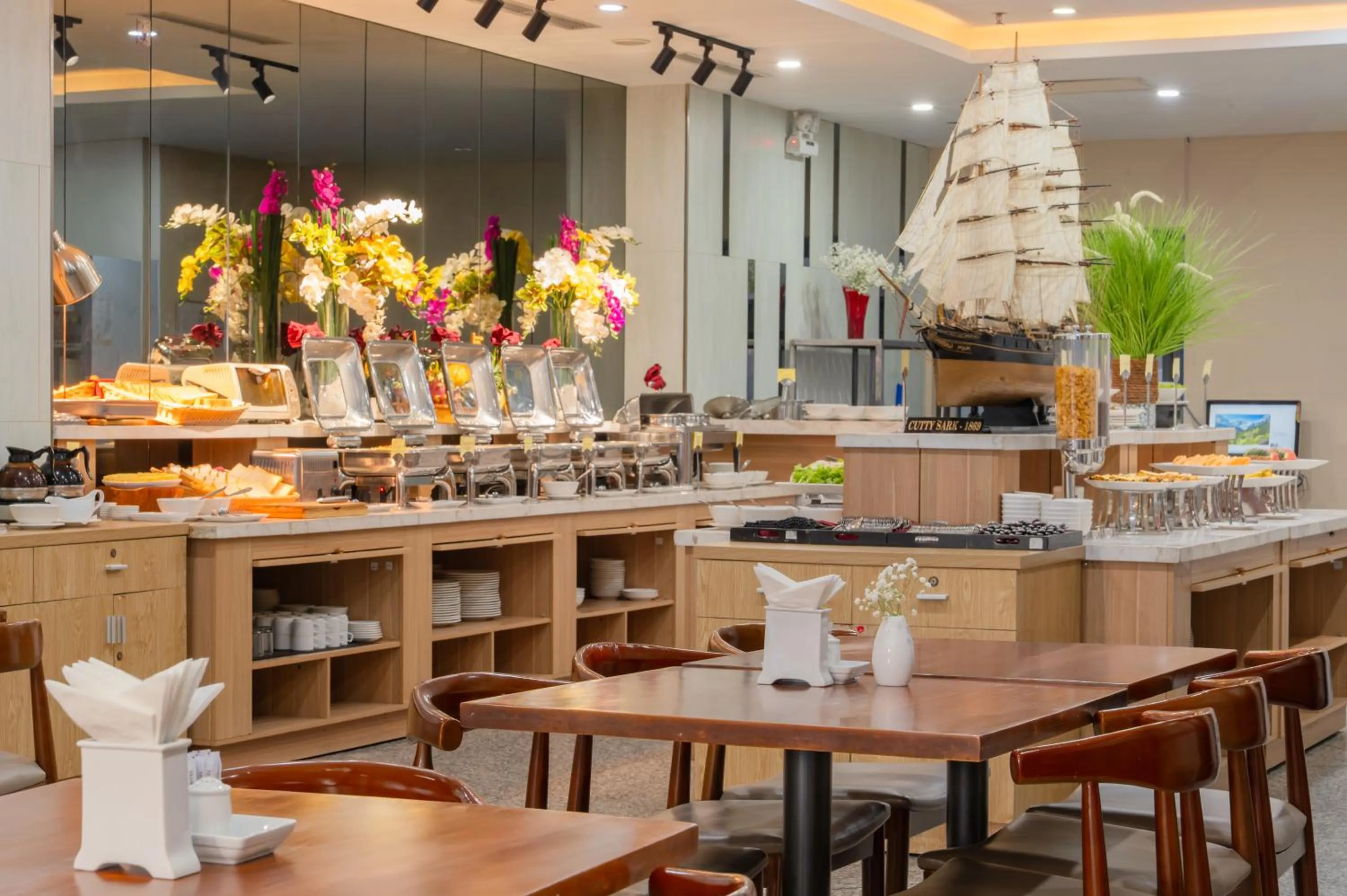 Restaurant/places to eat in Gosia Hotel