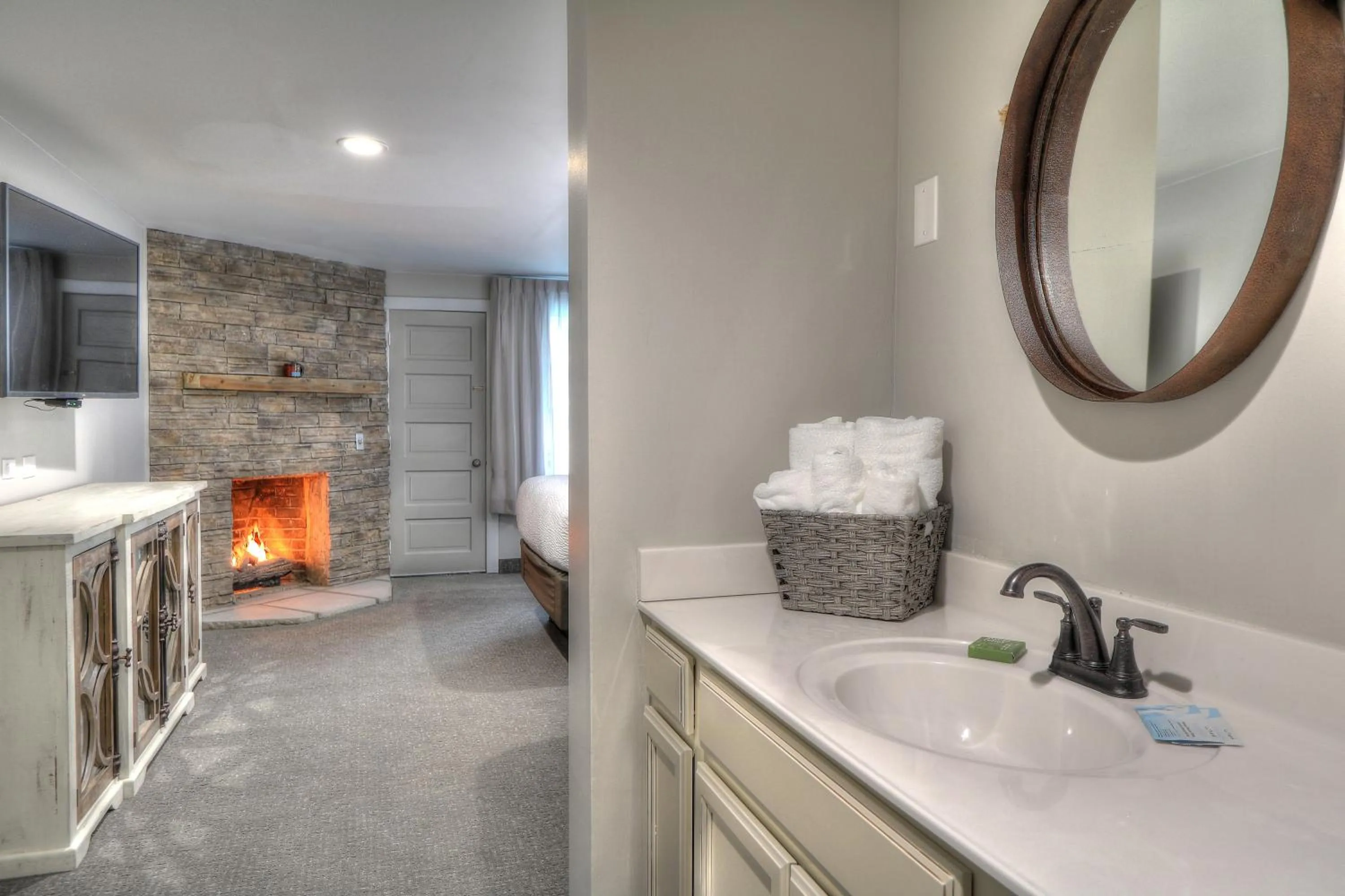 Bathroom in River Edge Inn