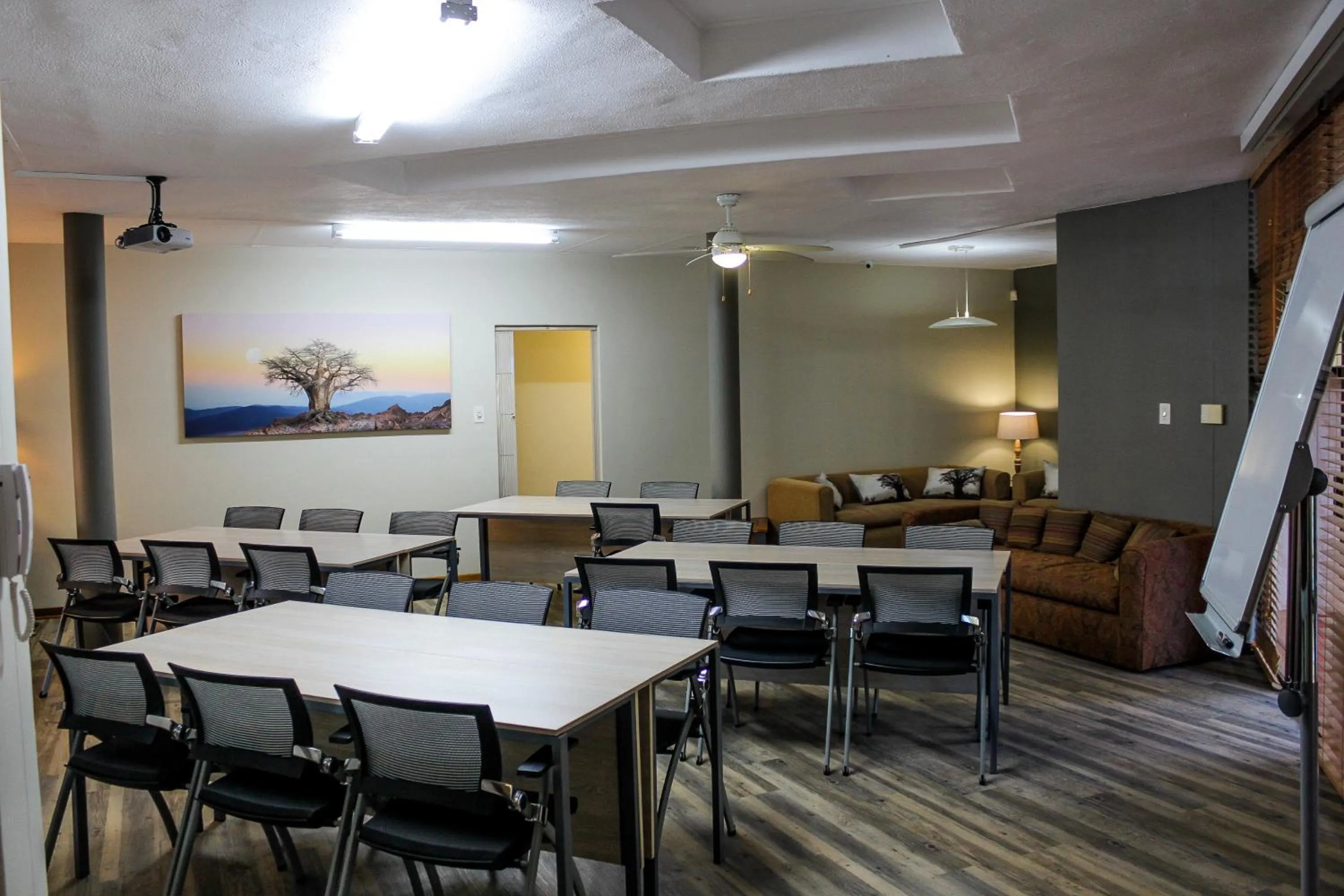 Meeting/conference room in Polo Guest House