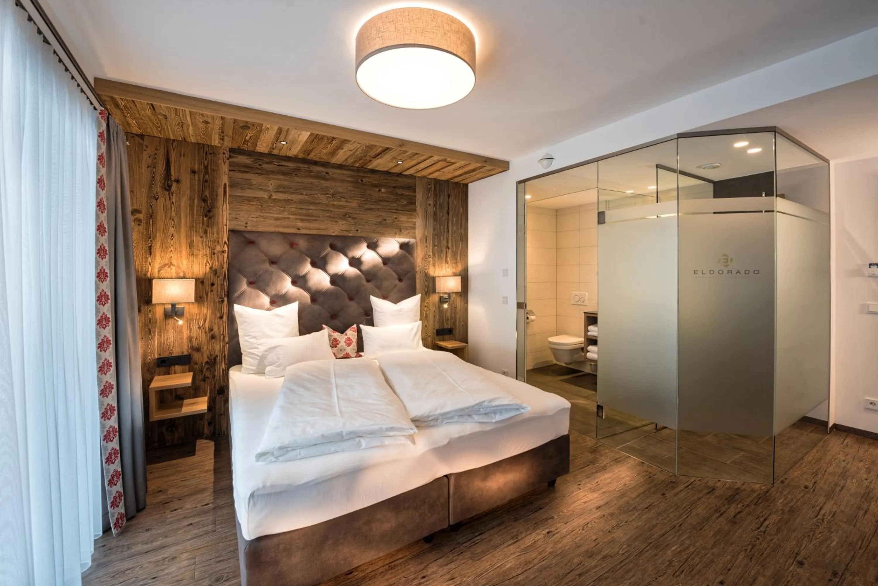 Bed in Hotel Eldorado