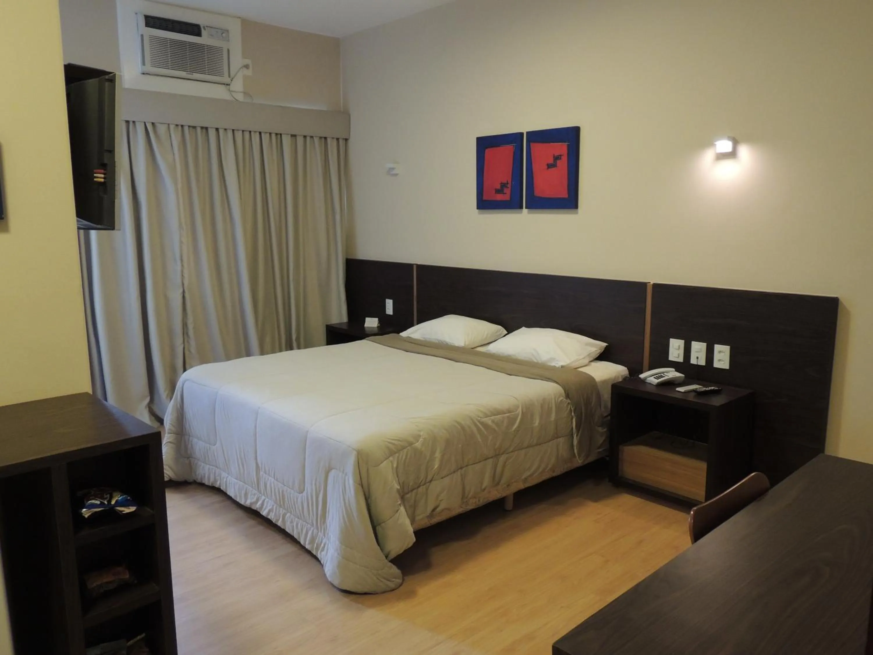 Photo of the whole room, Bed in Entremares Hotel